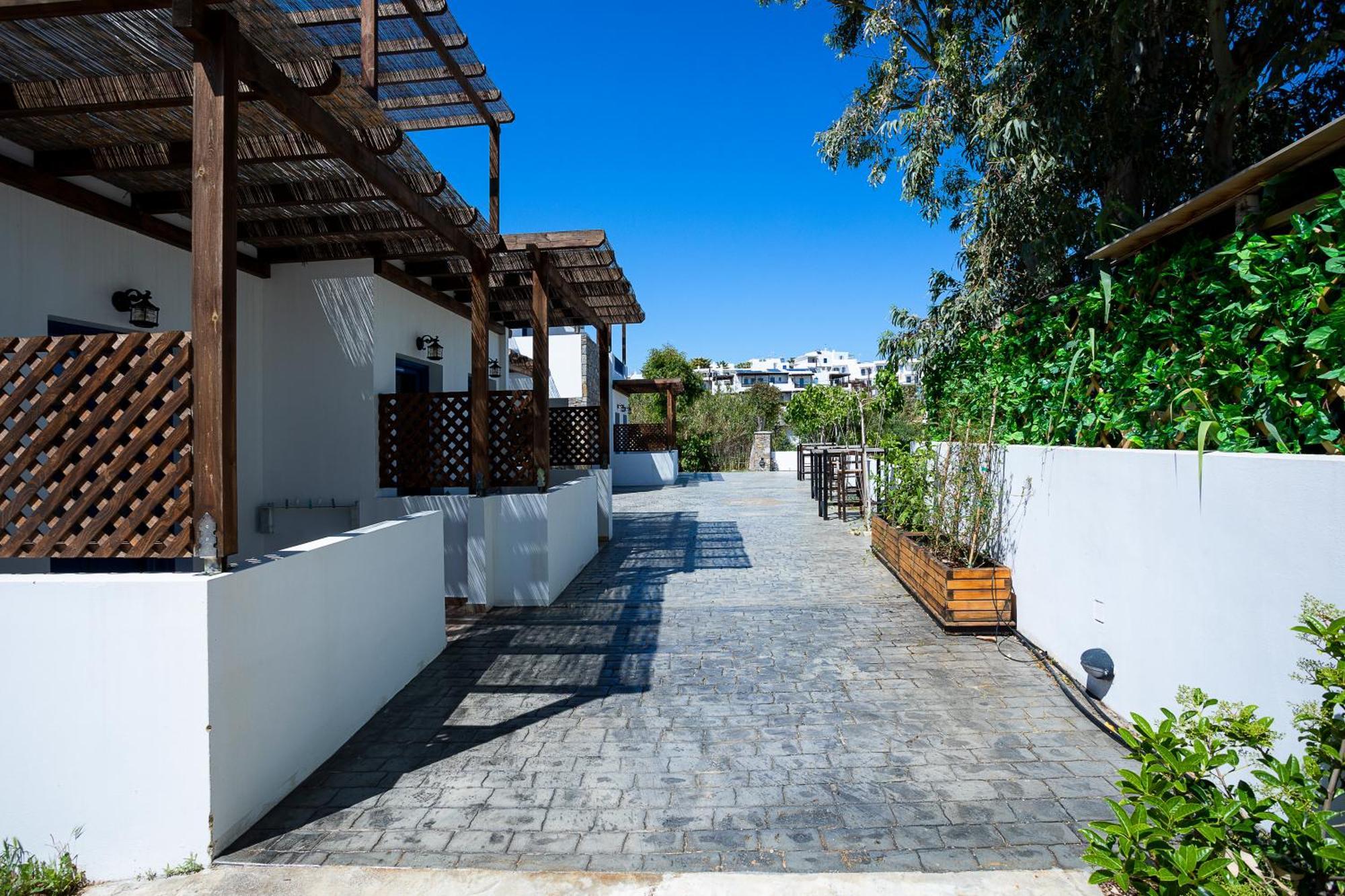 Guest house Almiriki Serifos 3*
