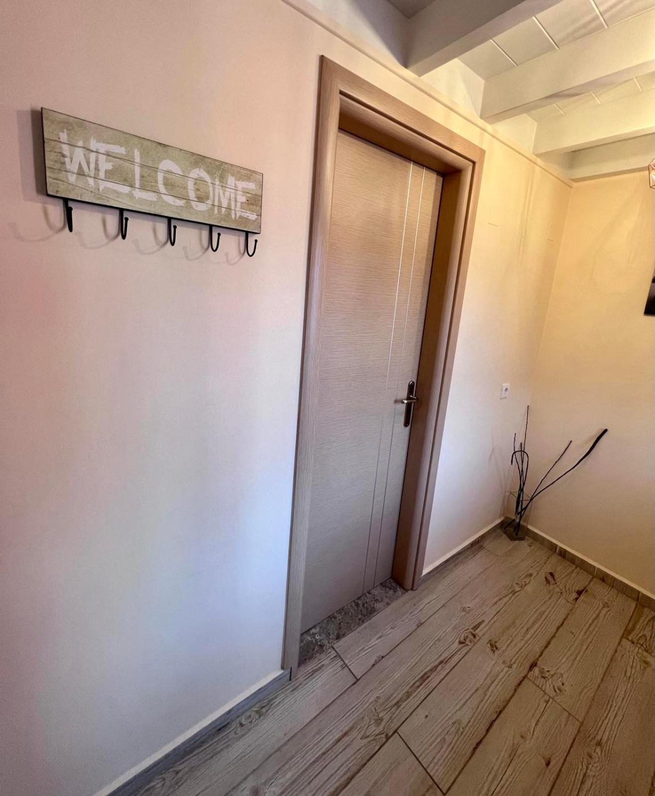 Kleanthi And Kostas Studios Apartment