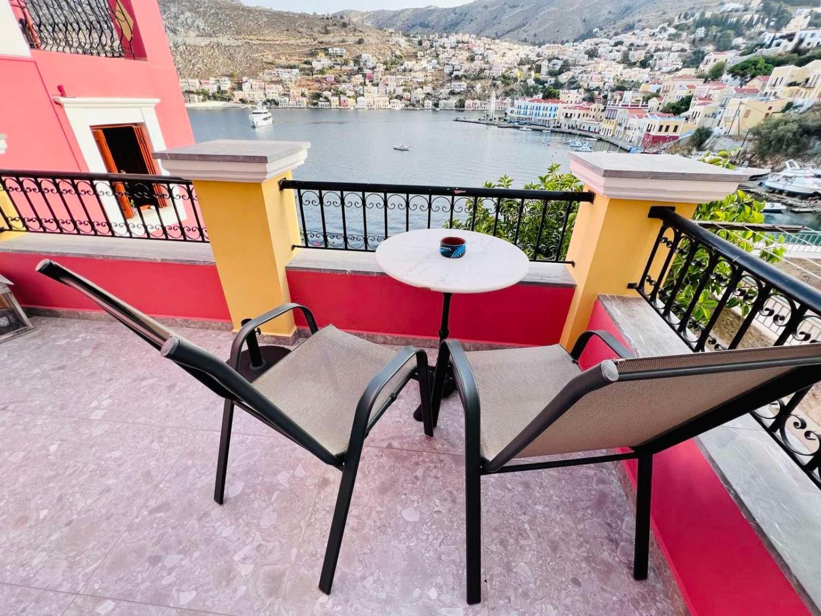 Kleanthi And Kostas Studios Symi