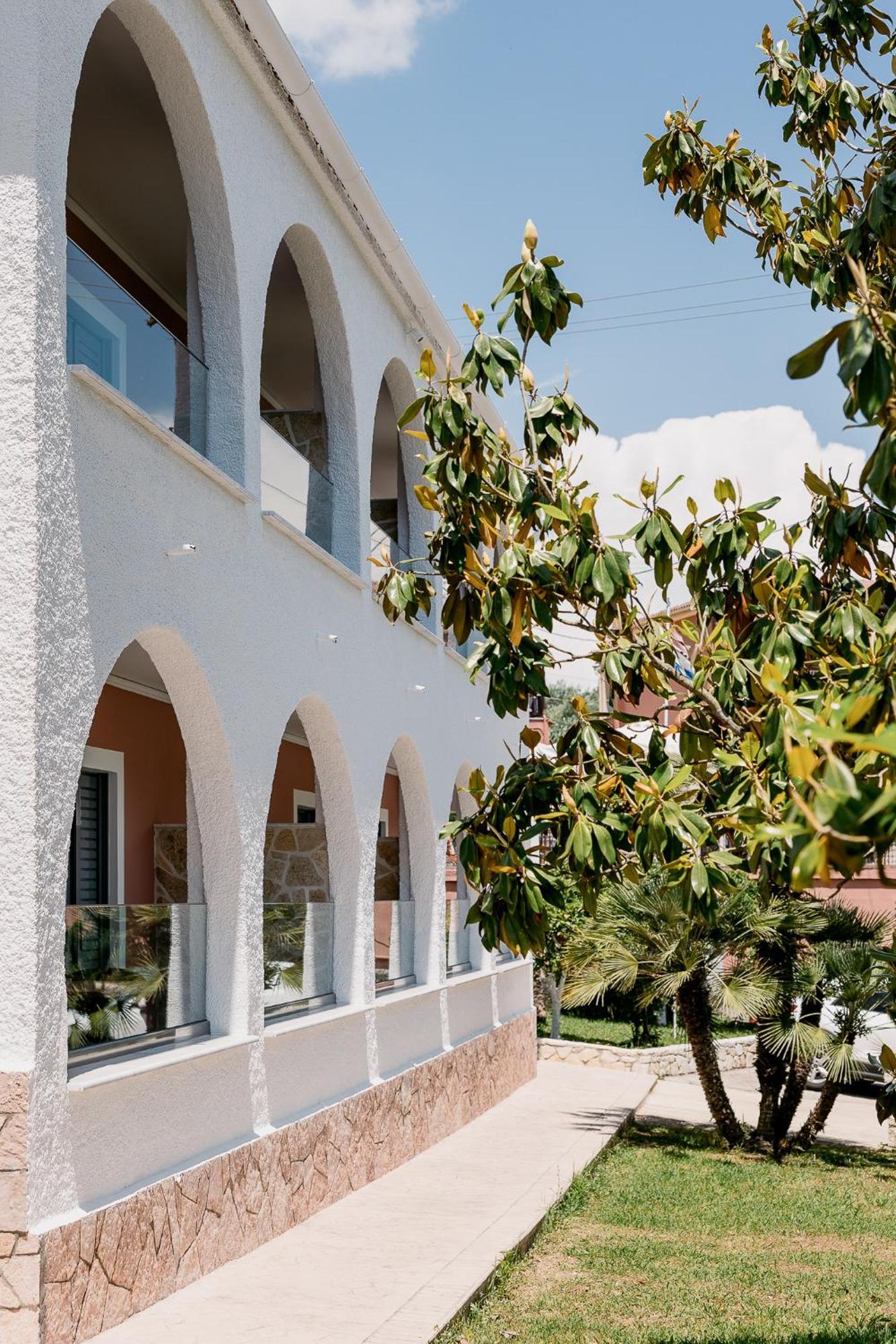 Mathraki Apartment