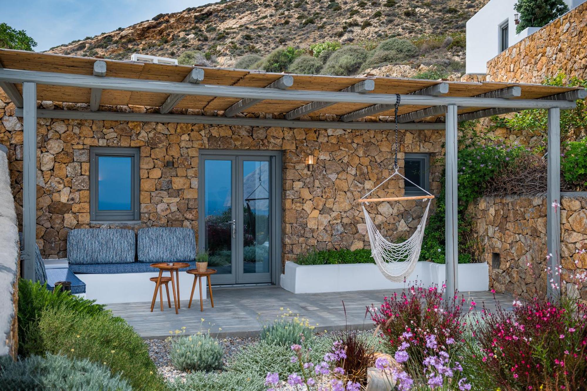 Hotel Ypseli Anafi's Hive Anafi