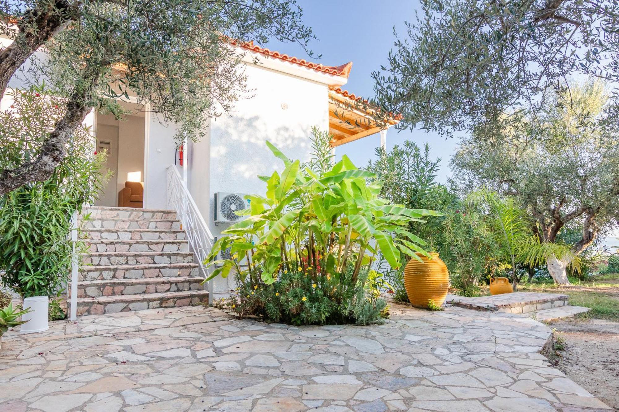Peroulia Aparthotel Koroni (Messinia)