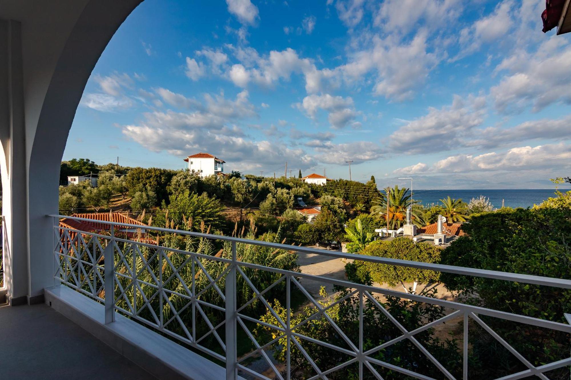 Peroulia Aparthotel Koroni (Messinia)