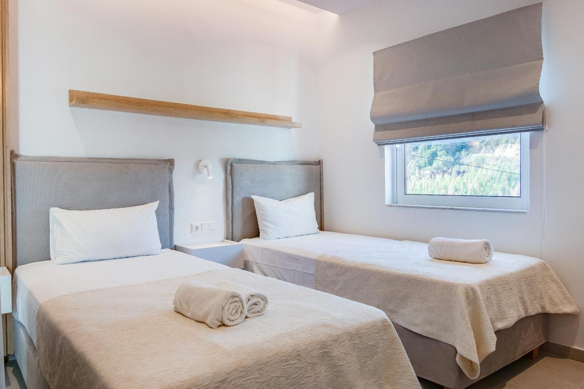 Aparthotel Peroulia Koroni (Messinia)