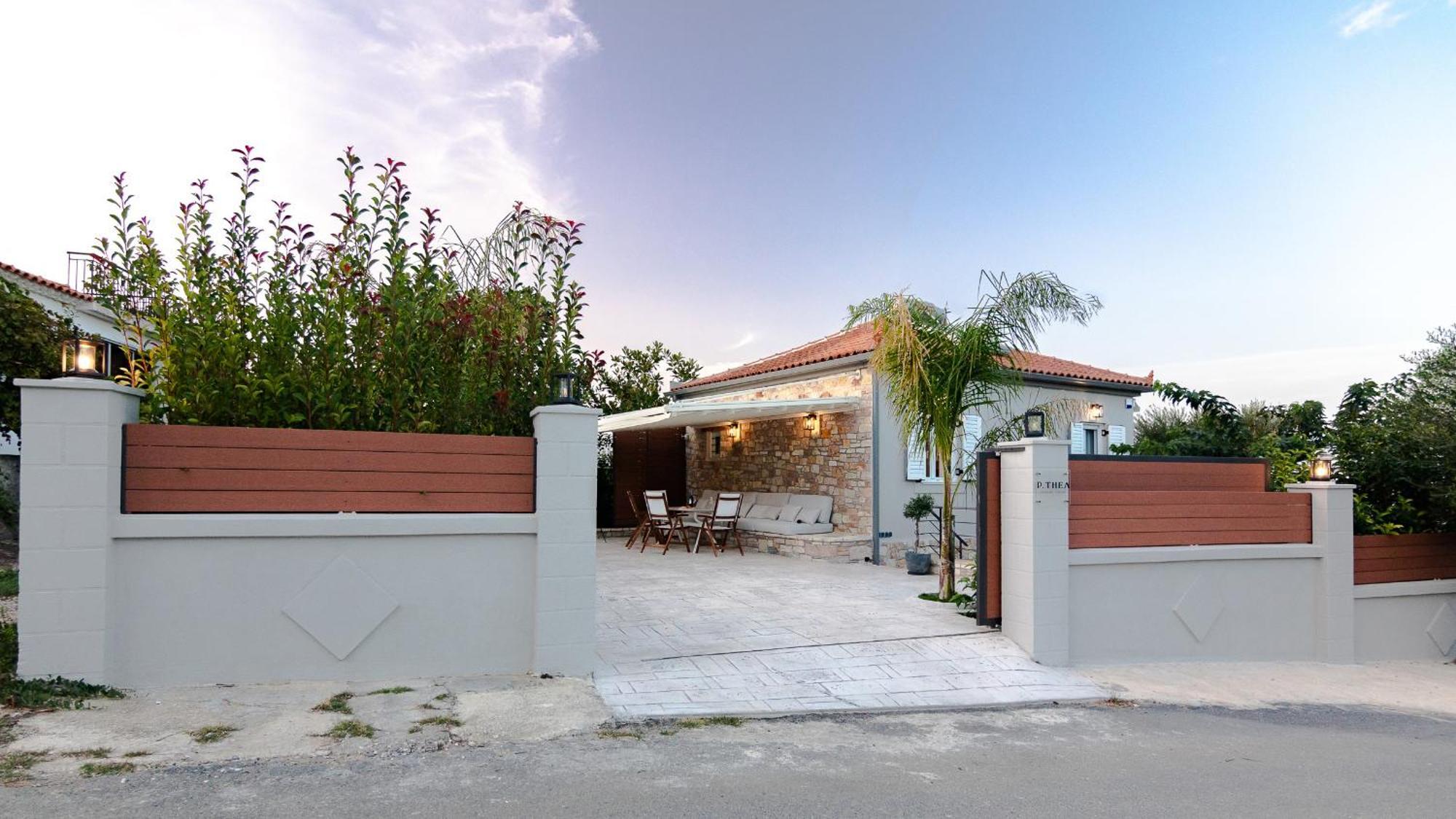 Holiday home Pithea Luxury Living