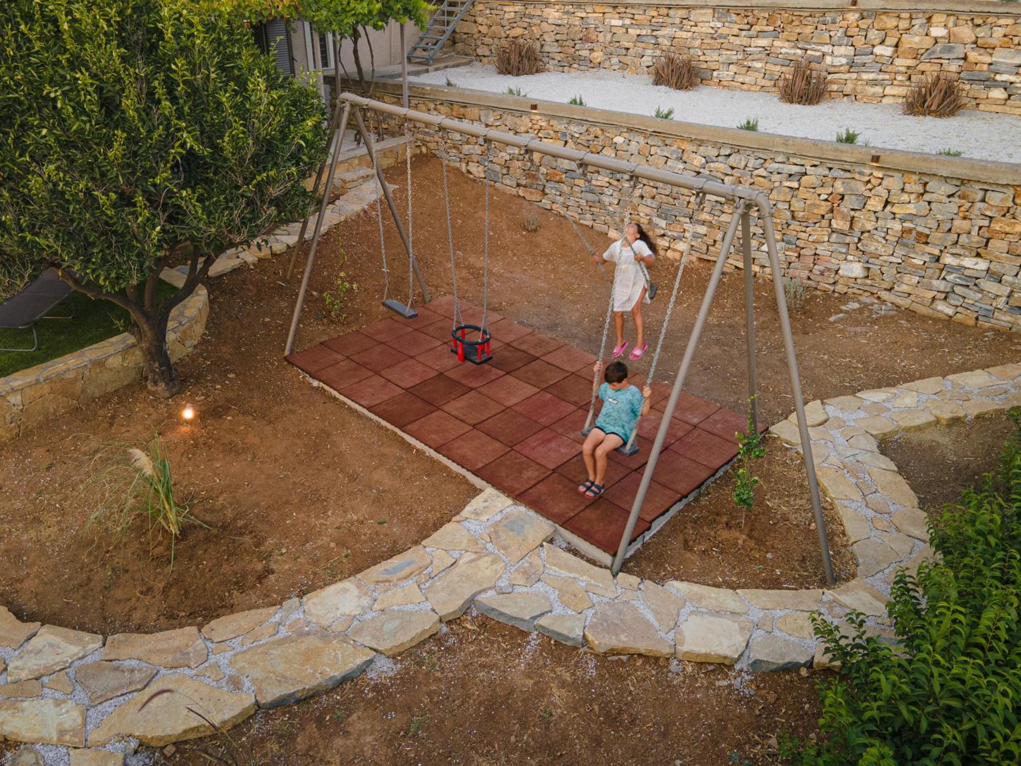 Chariclea Holiday home *
