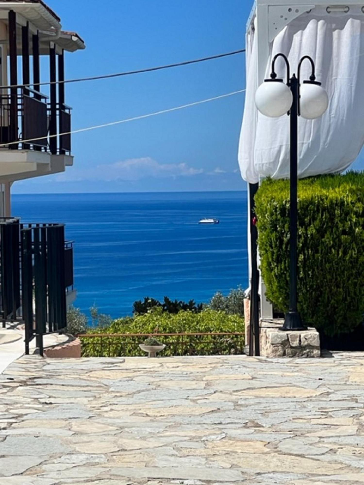 Aristomenis Studios Aparthotel Vlachata