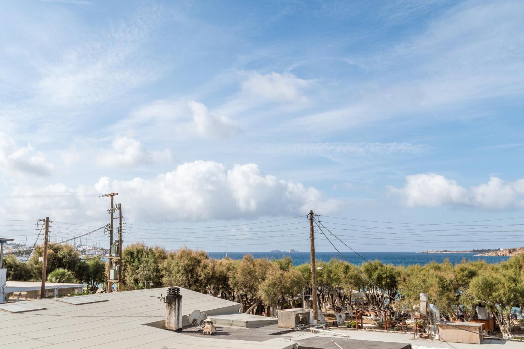 Livadia Apt B Parikia (Paros)