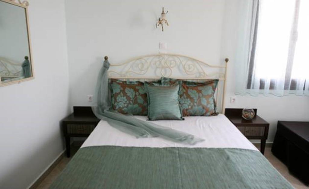 Makedos Sea View Apartment *