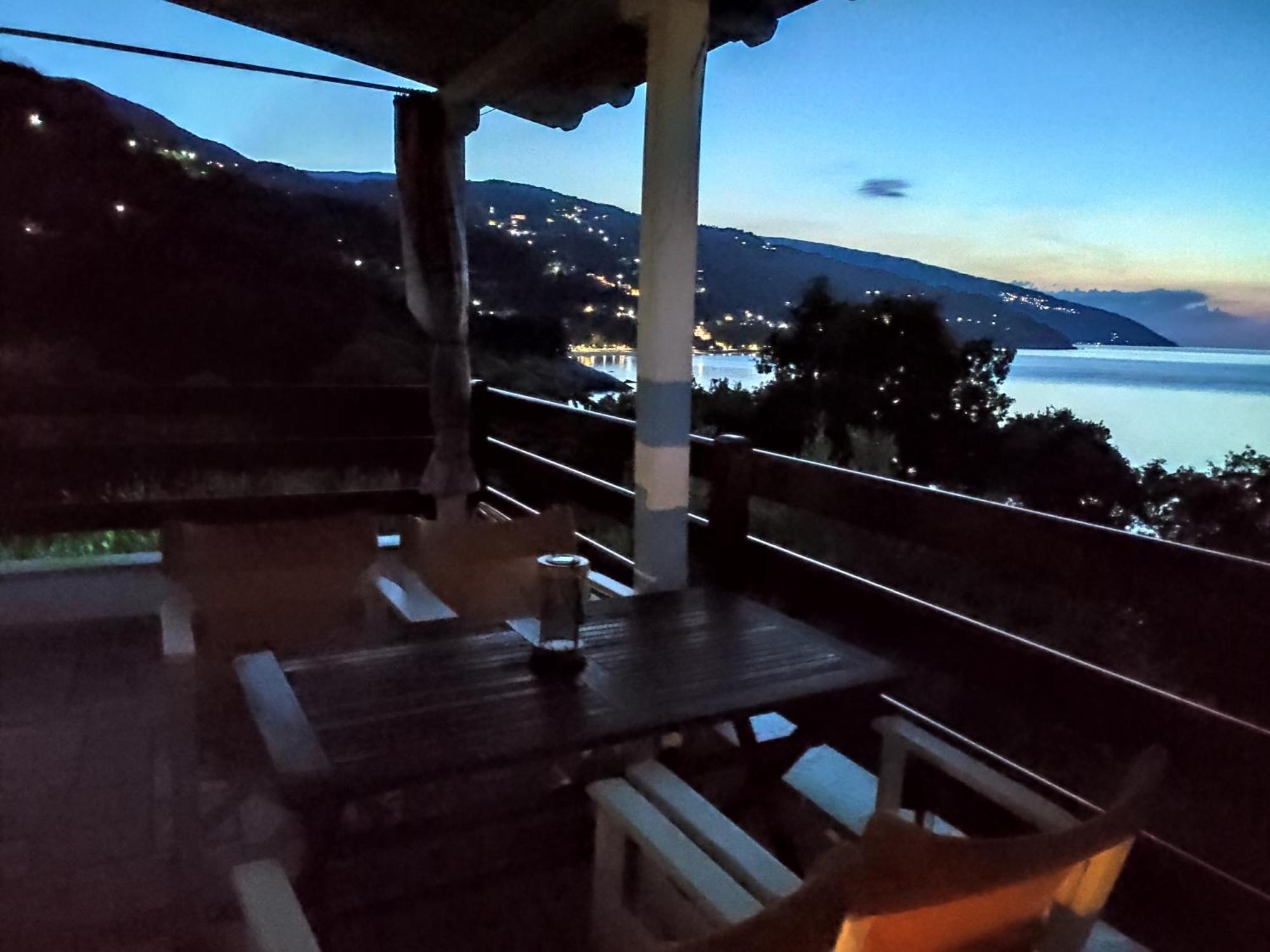 Maistros Guest house *