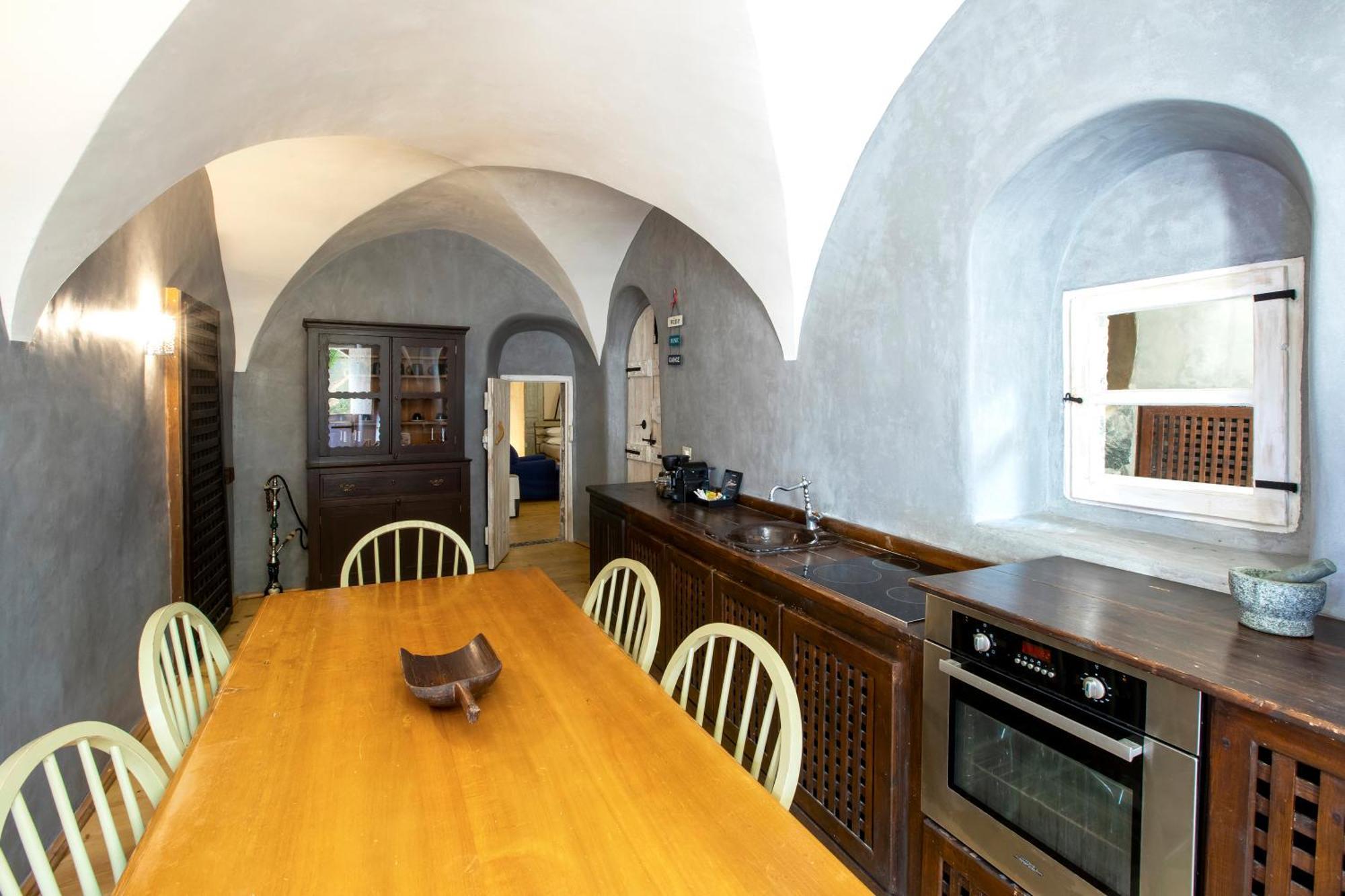 Ducato Wine Village Resort Megalochori (Santorini)