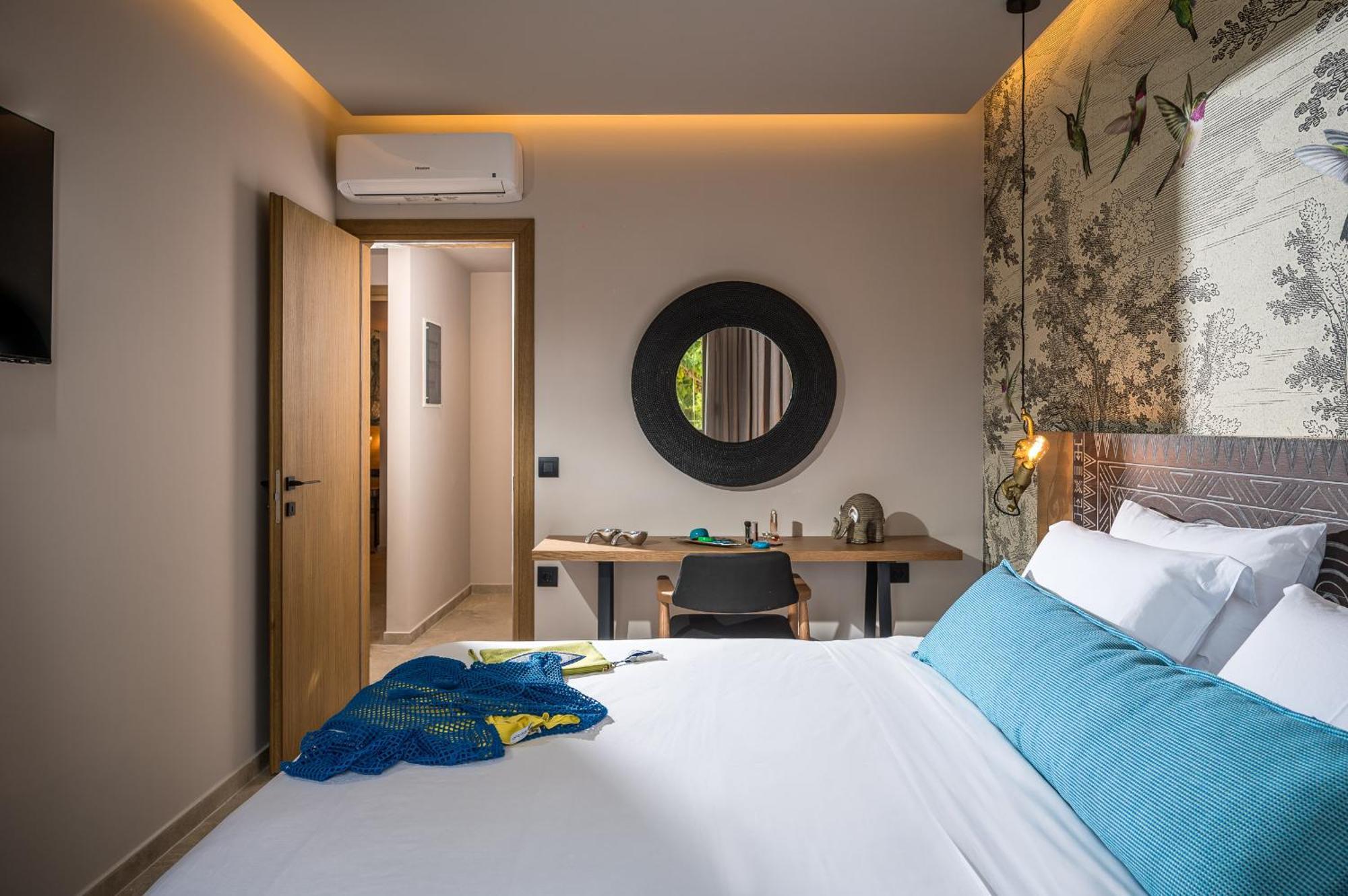 Hotel Grace Collection