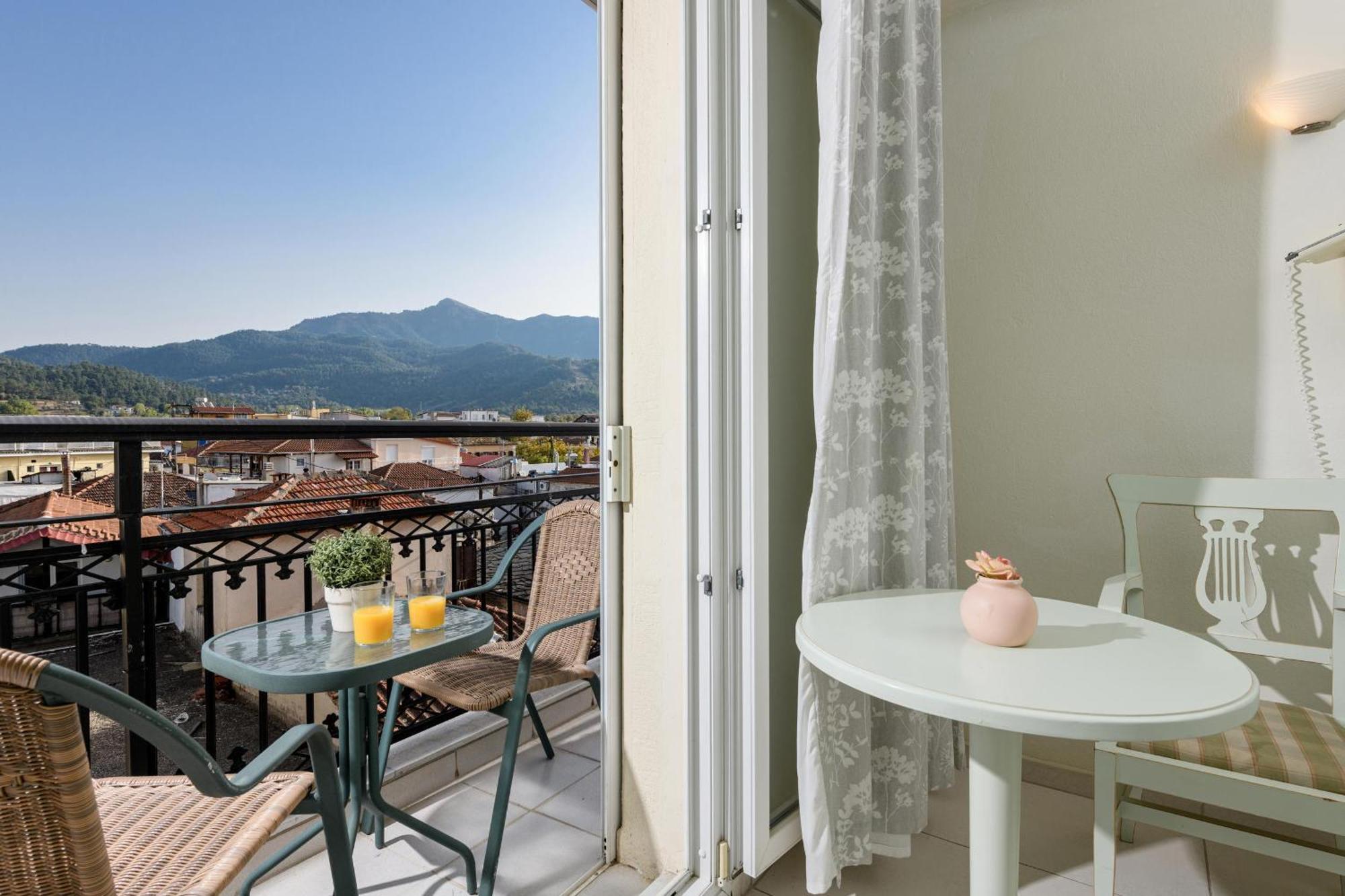 Hotel Timoleon 3*