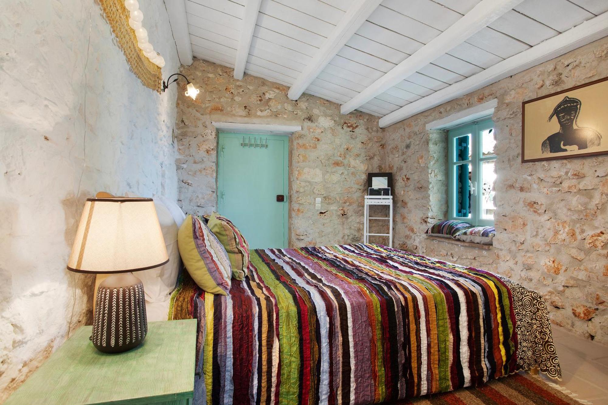 Sira Stonehouse Ll Apartment *