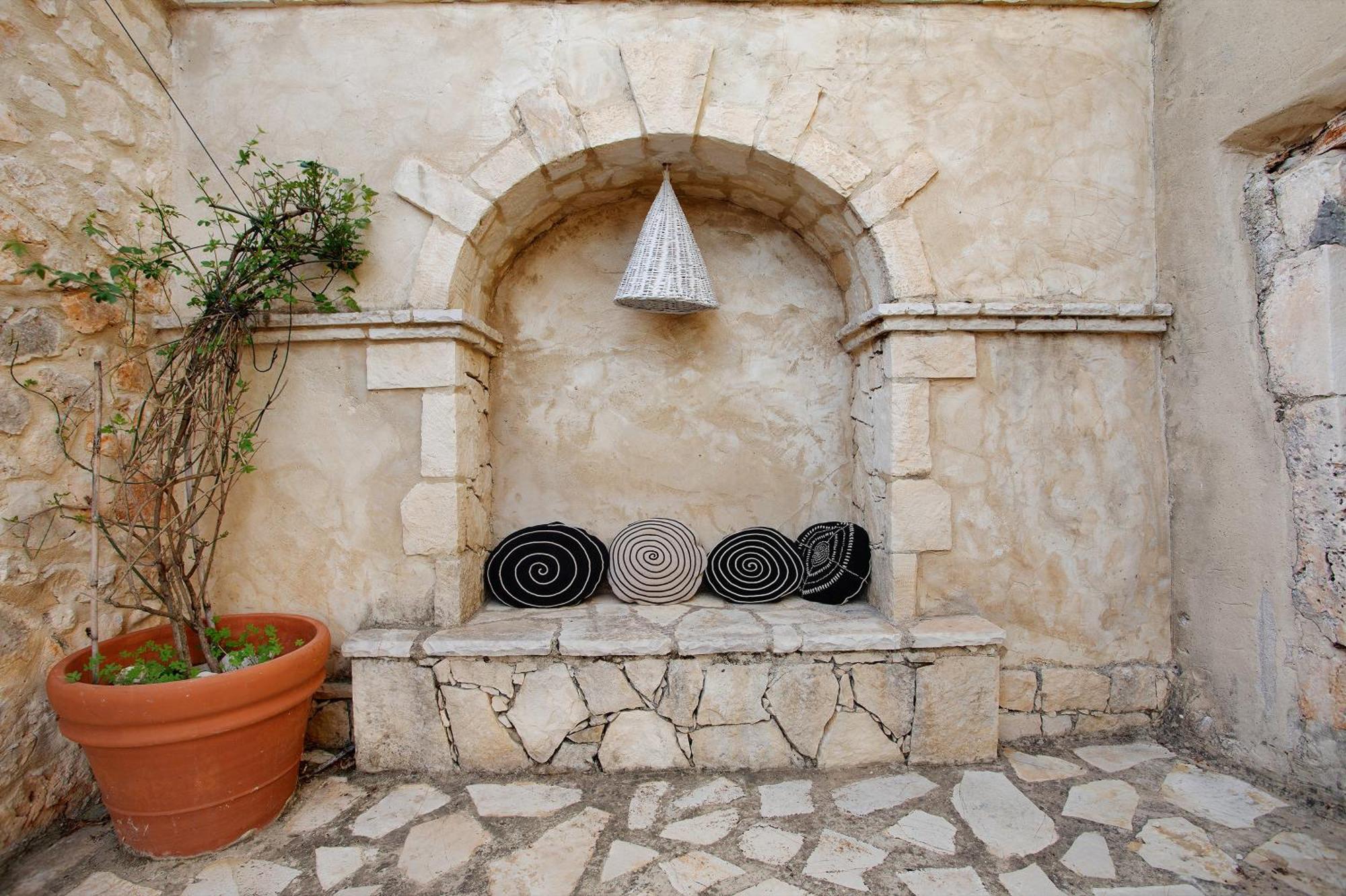 Sira Stonehouse L Holiday home Volimes