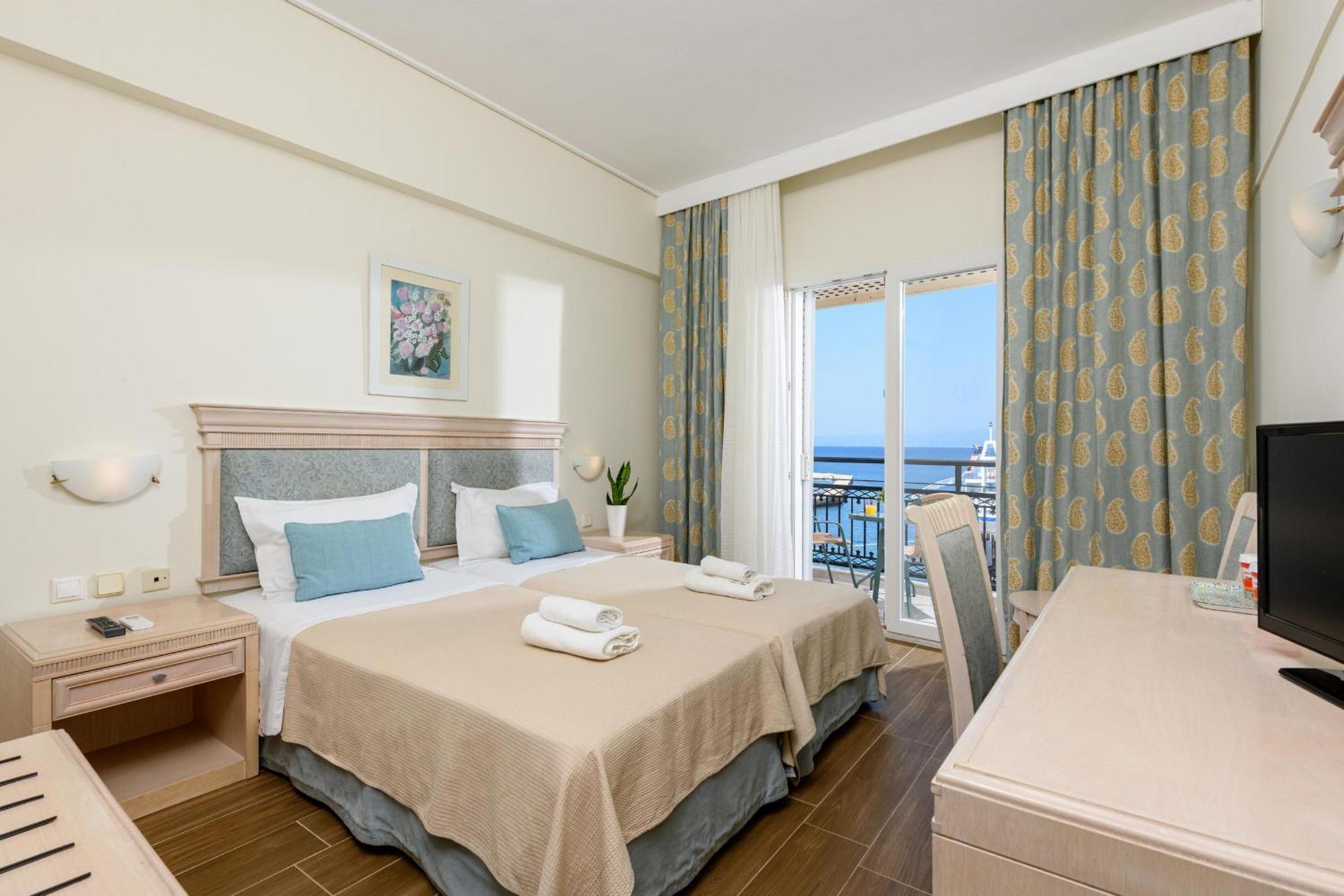 Timoleon Hotel 3*