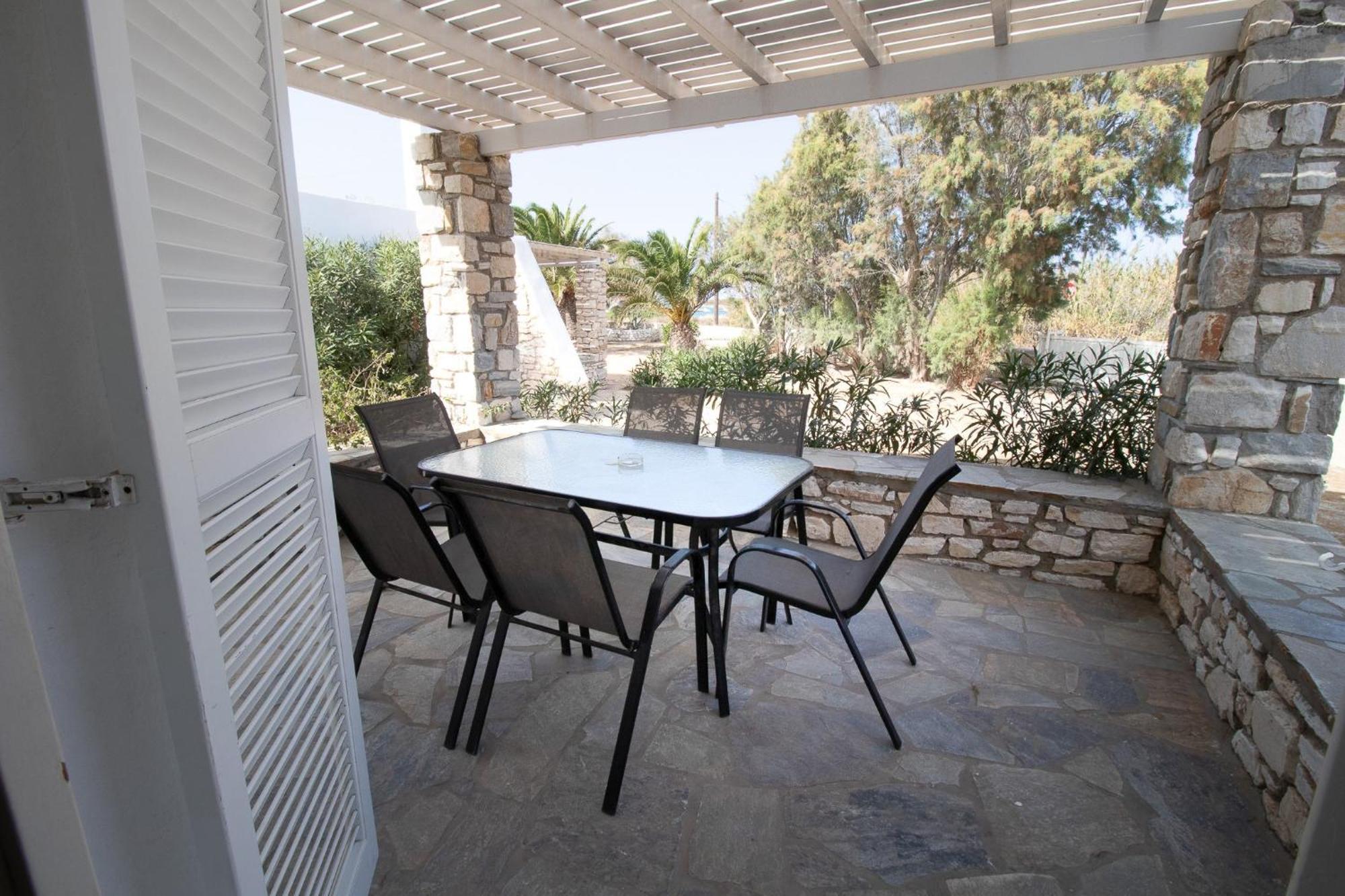 Mika Apartment Naousa (Paros)