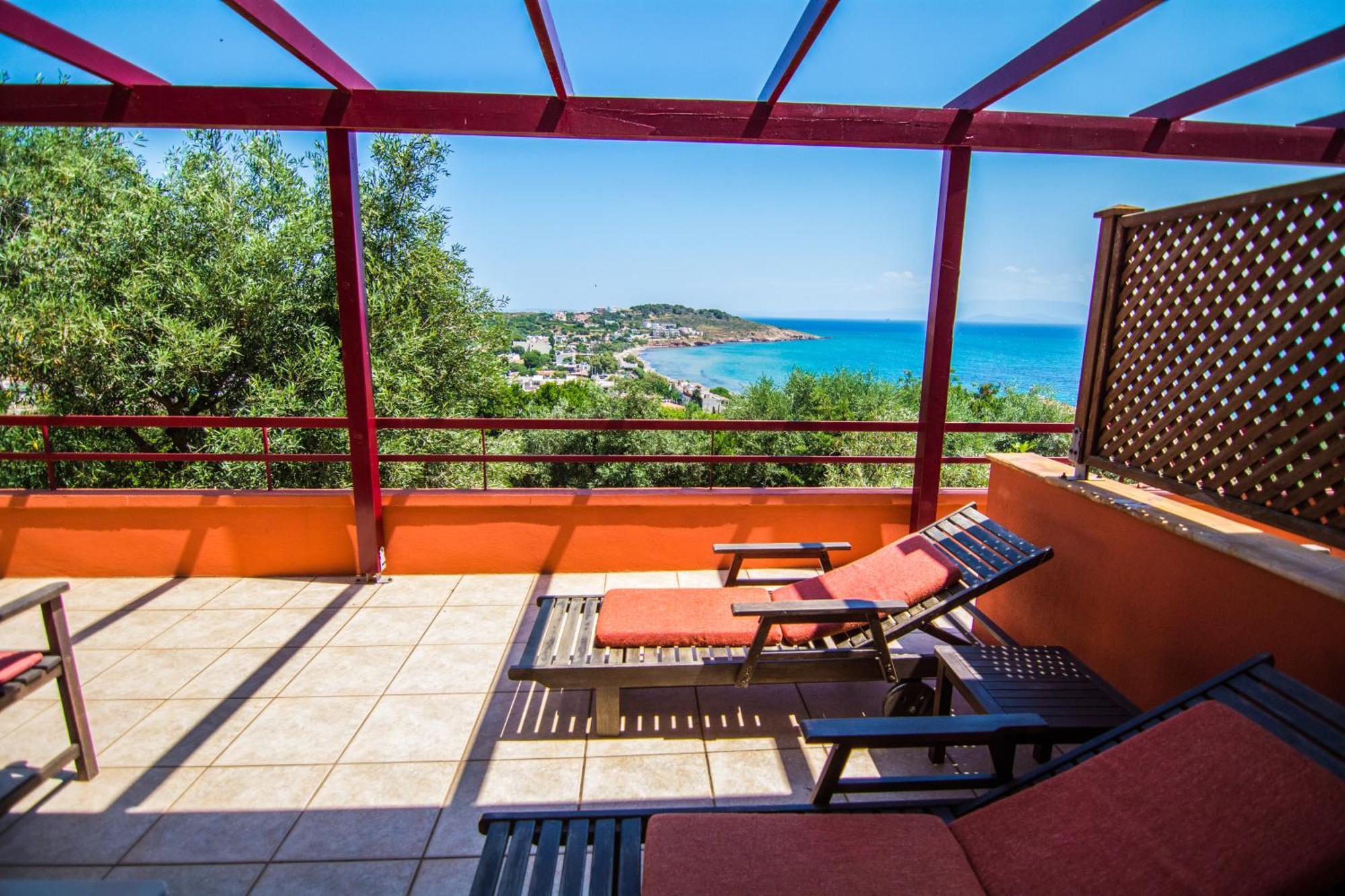 Aeriko Benovias Rooms & Apartments *