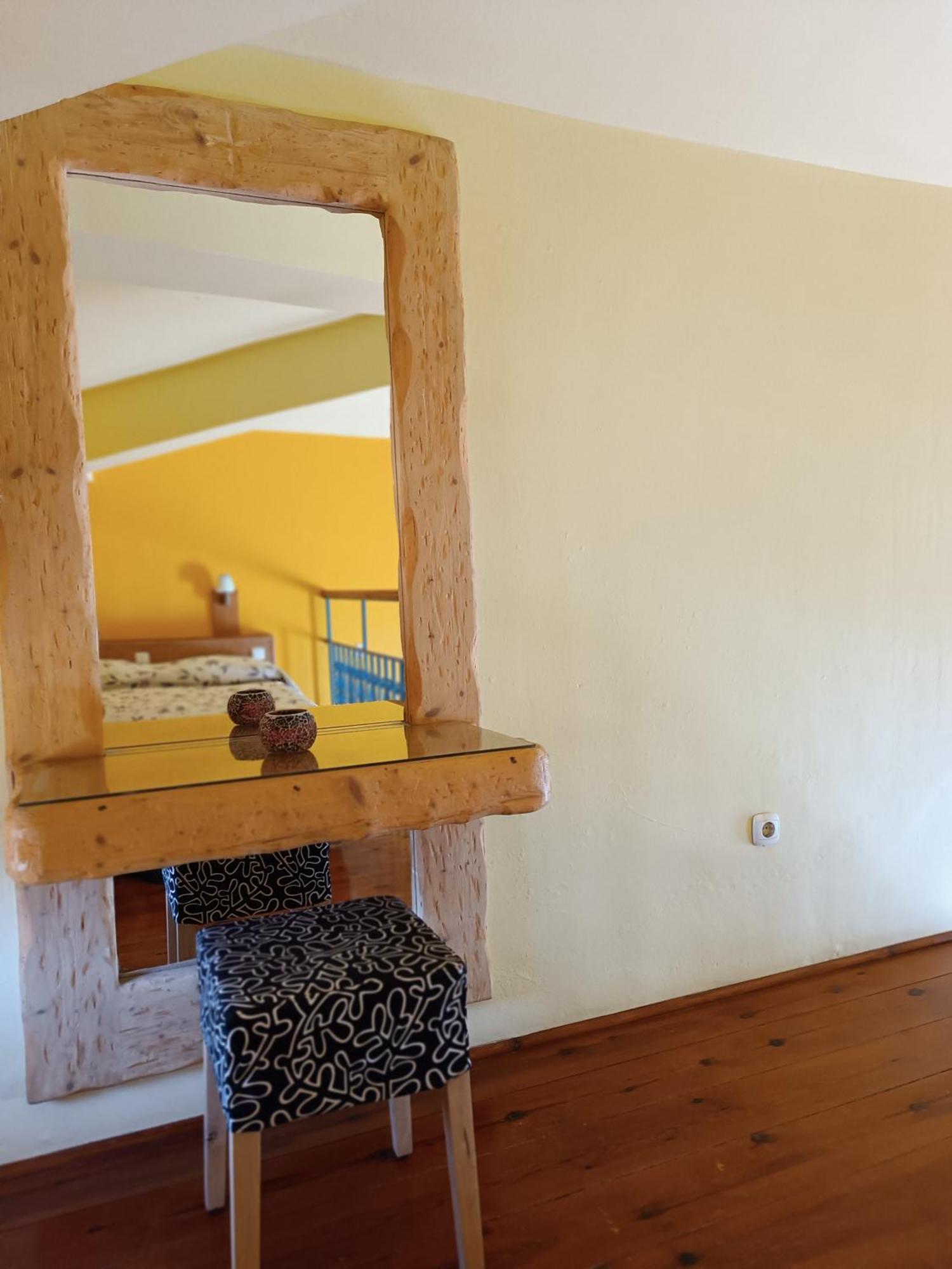 Paraktio Apartment *