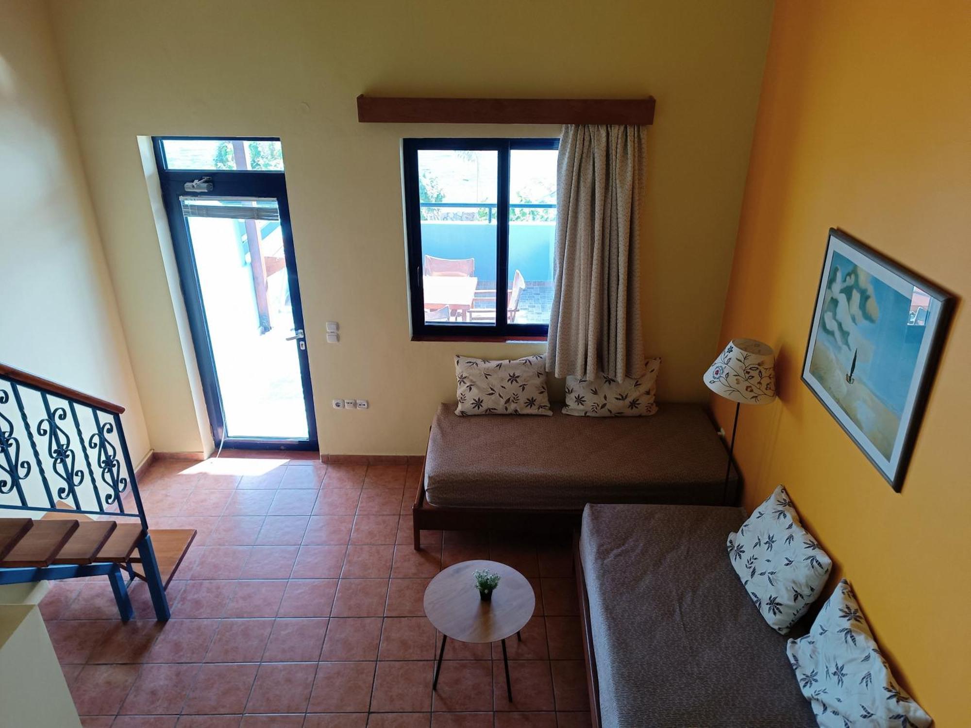 Paraktio Apartment *