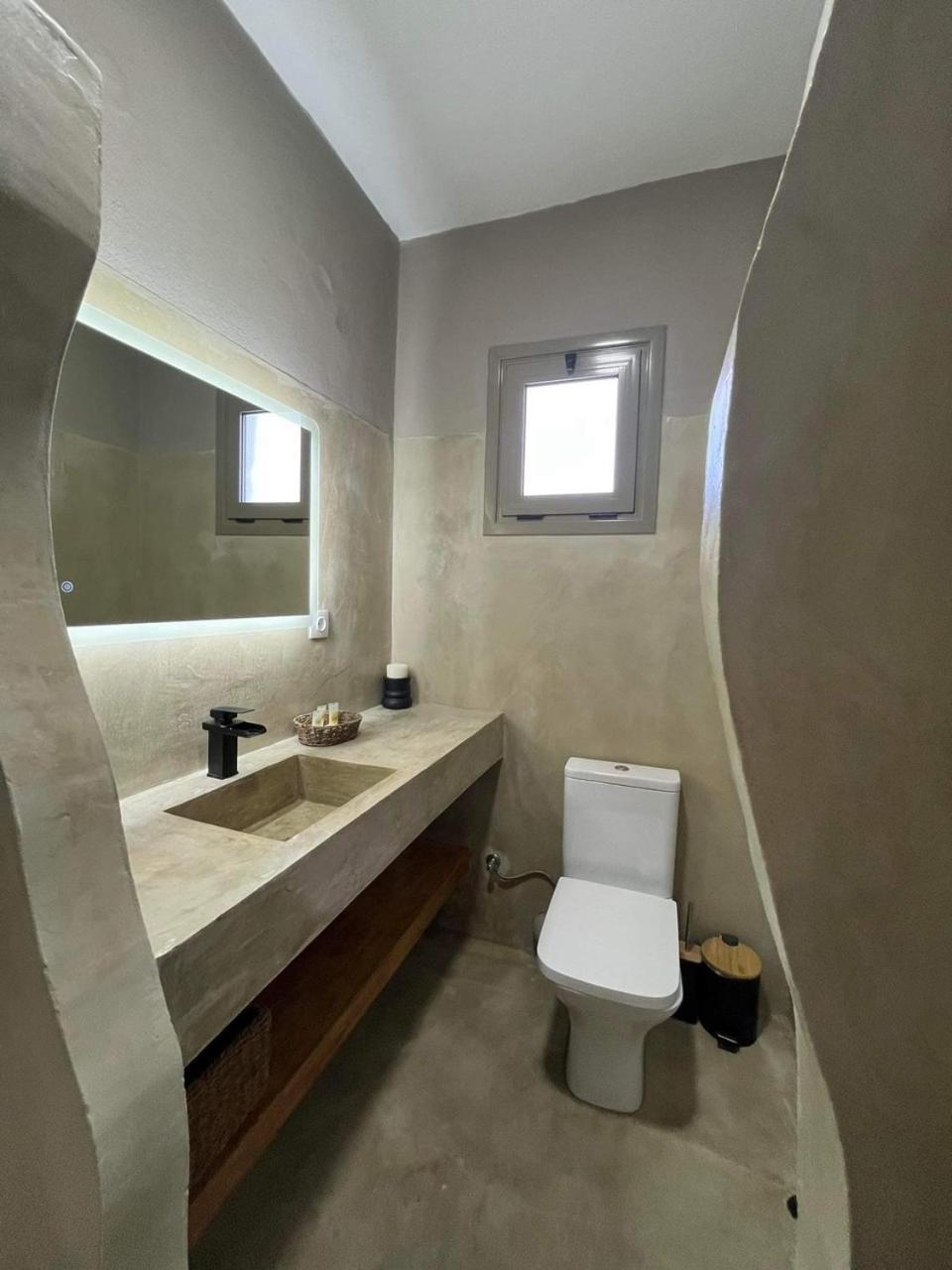 Apartment Sonia's Luxury With Jacuzzi Kamilari