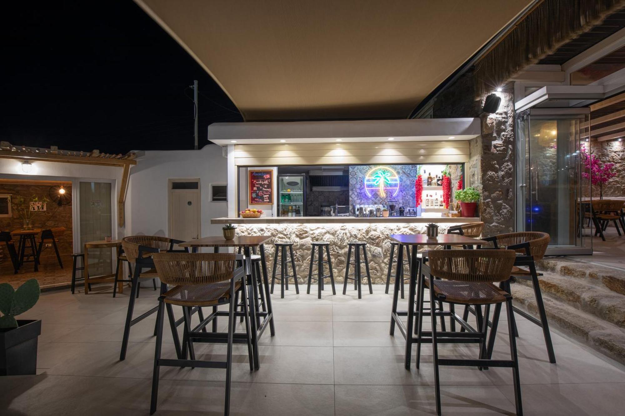 Alexandros Mykonos Aparthotel Klouvas