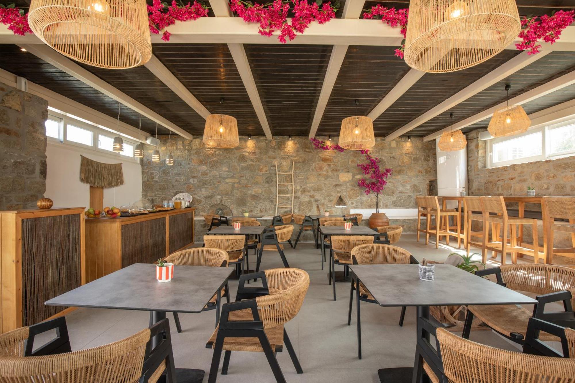 Alexandros Mykonos Aparthotel 2*