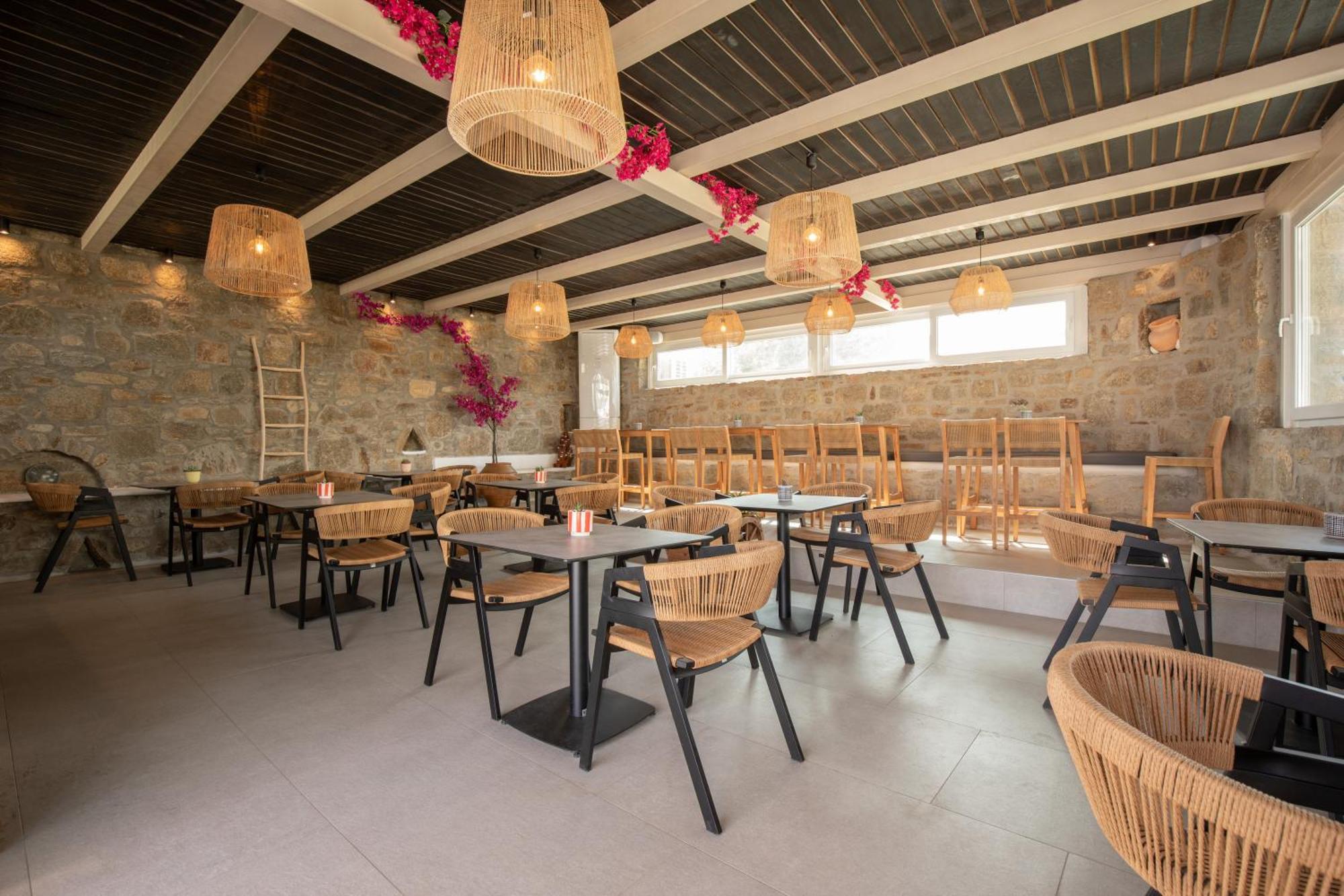 Alexandros Mykonos 2* Klouvas