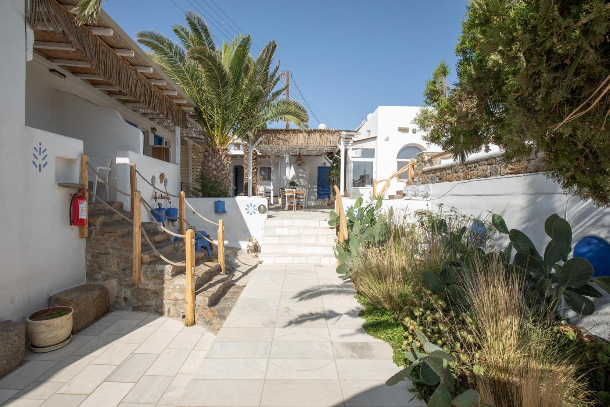 Alexandros Mykonos Aparthotel 2*