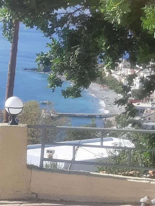 Panos Renos Studio, A Cozy By The Beach! *