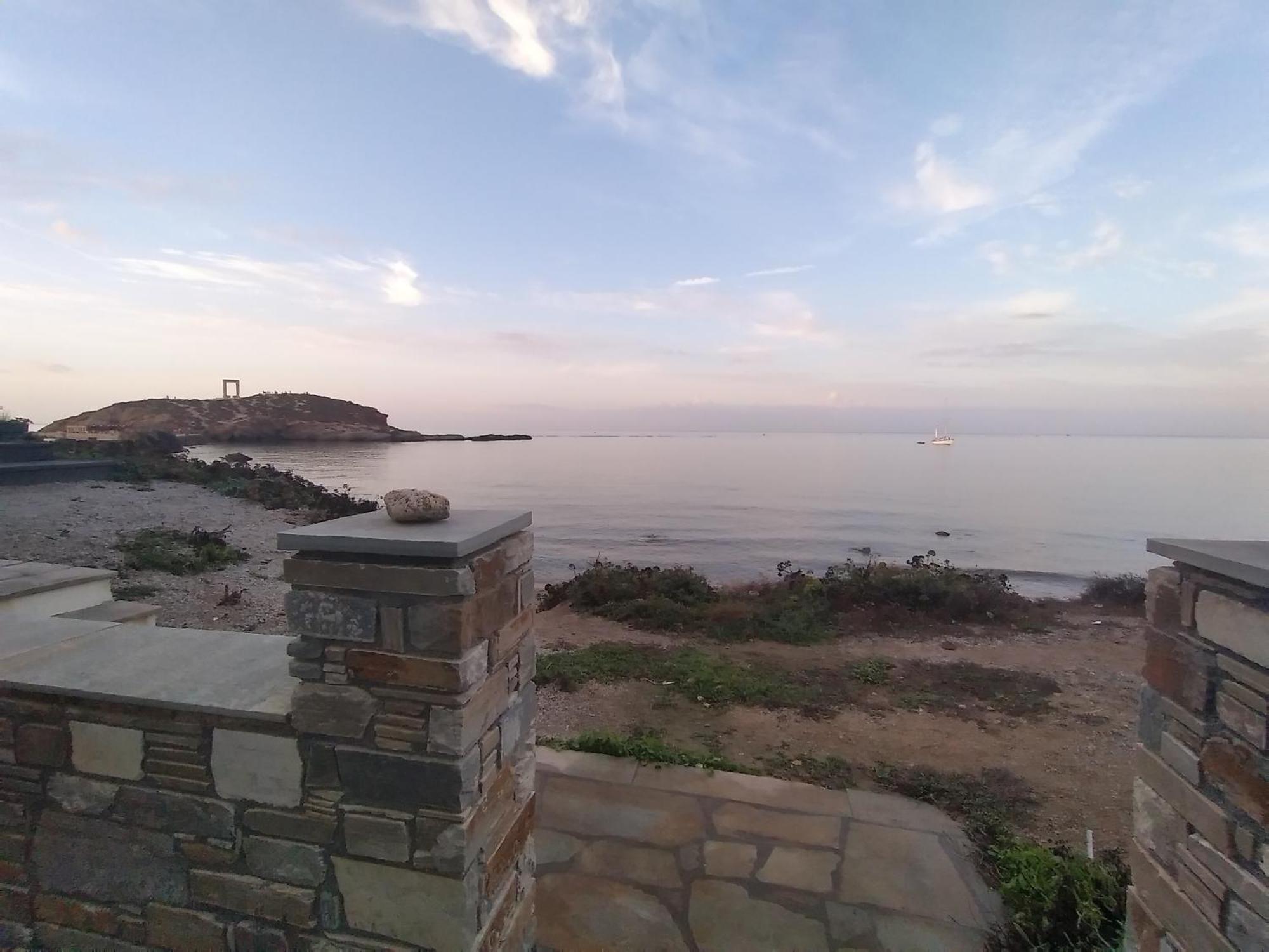 Albatross Seafront House *