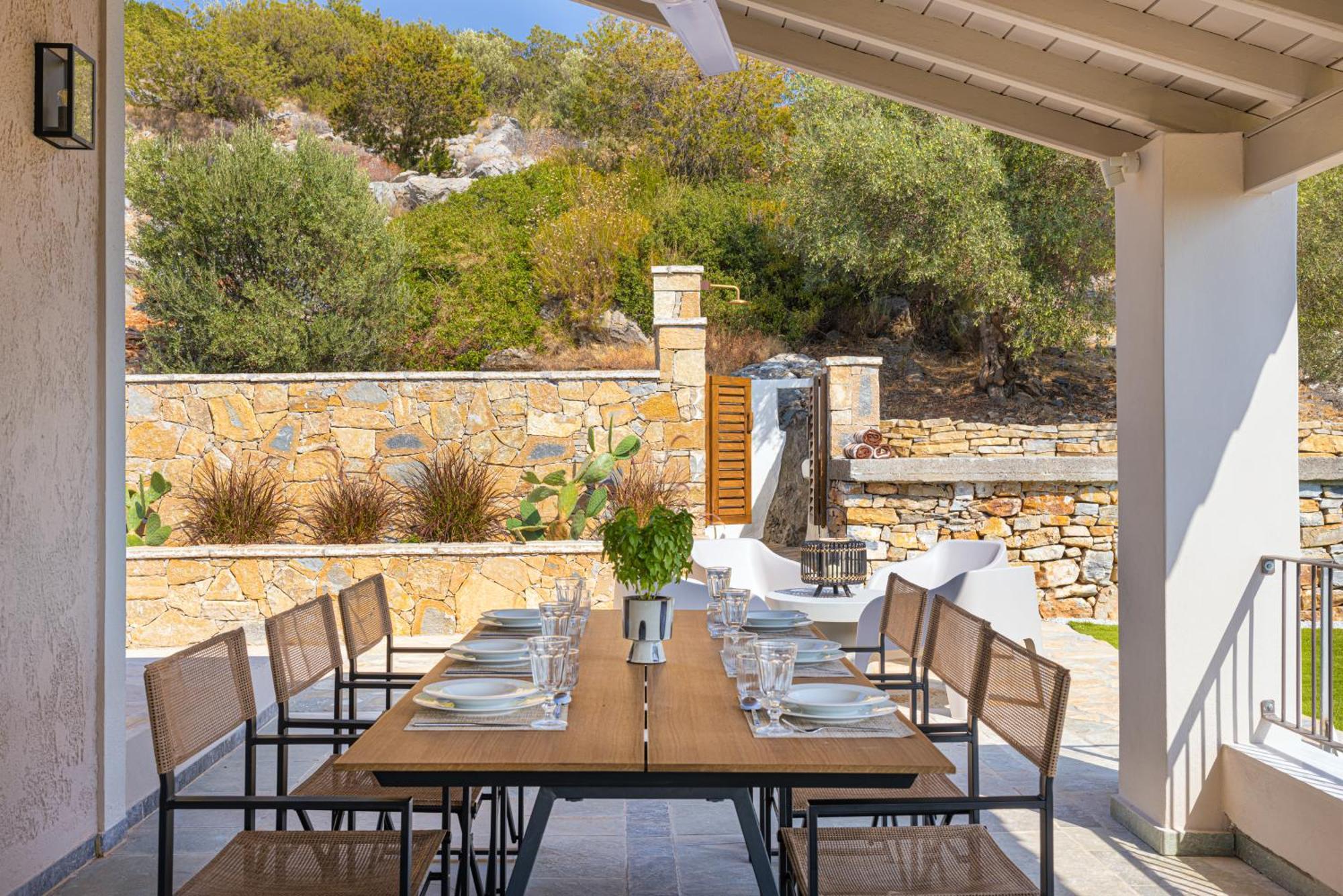 Chariclea Holiday home