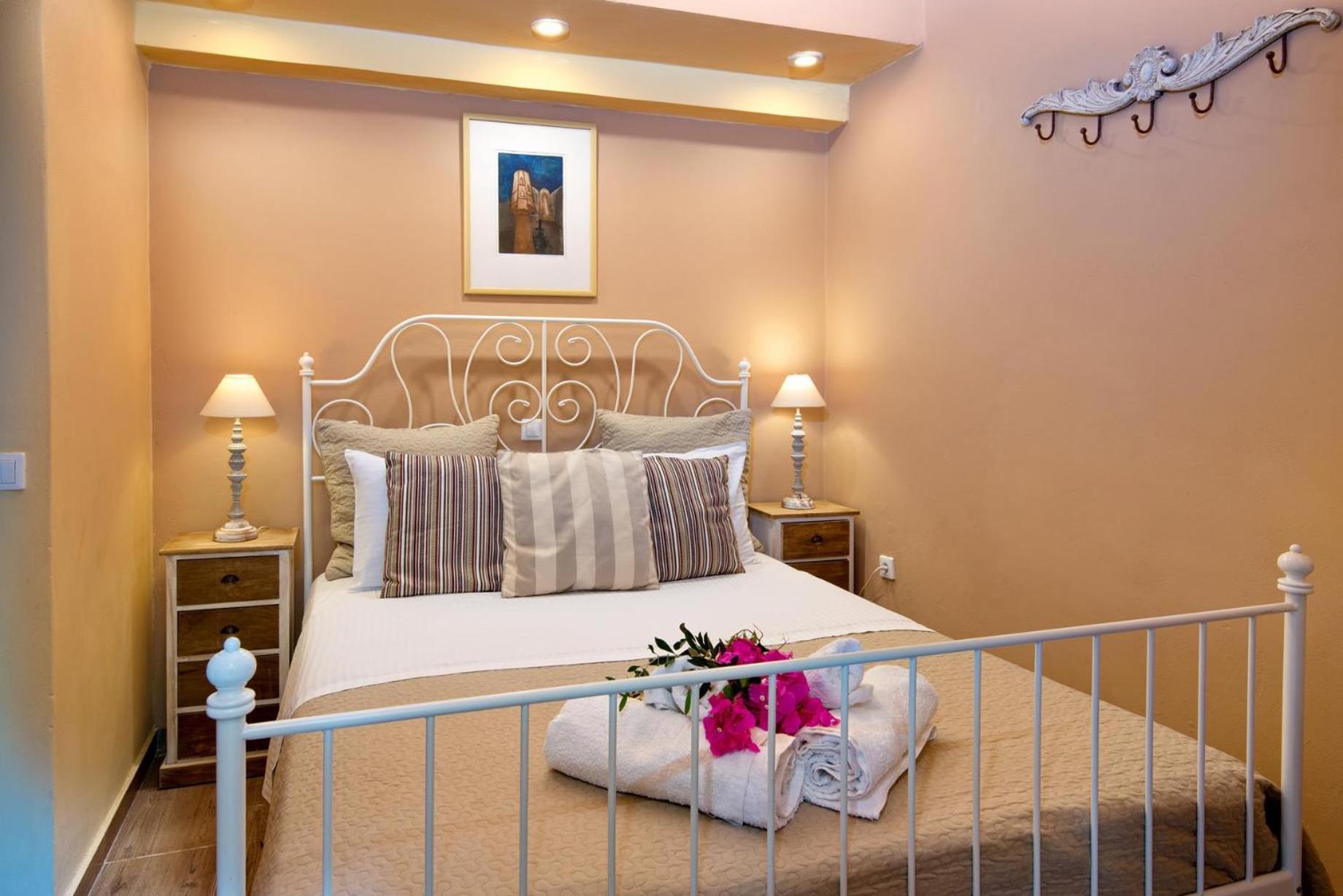 Lilac Lilium Artistsvillas Villa *