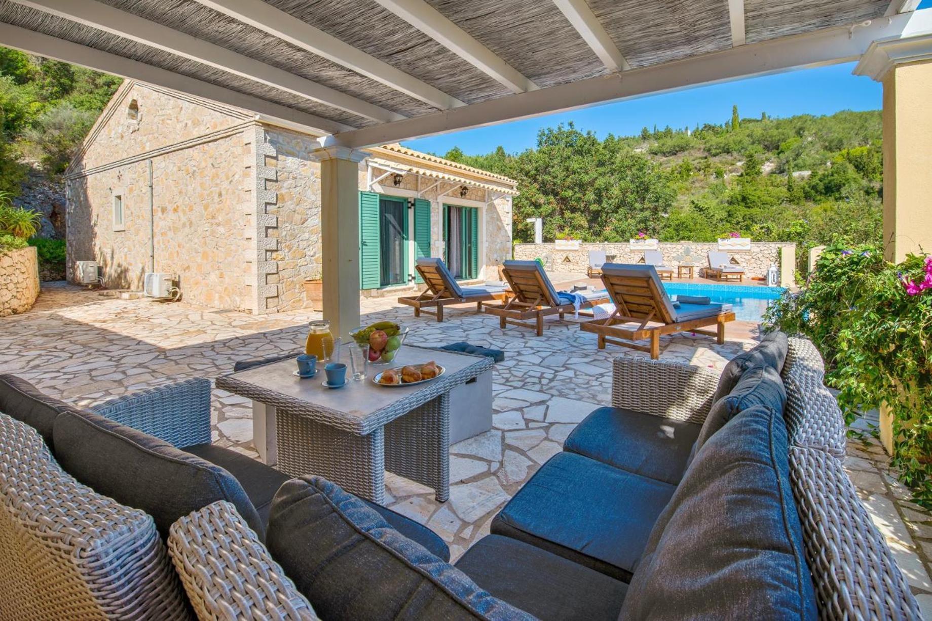 Lilac Lilium Artistsvillas Villa *