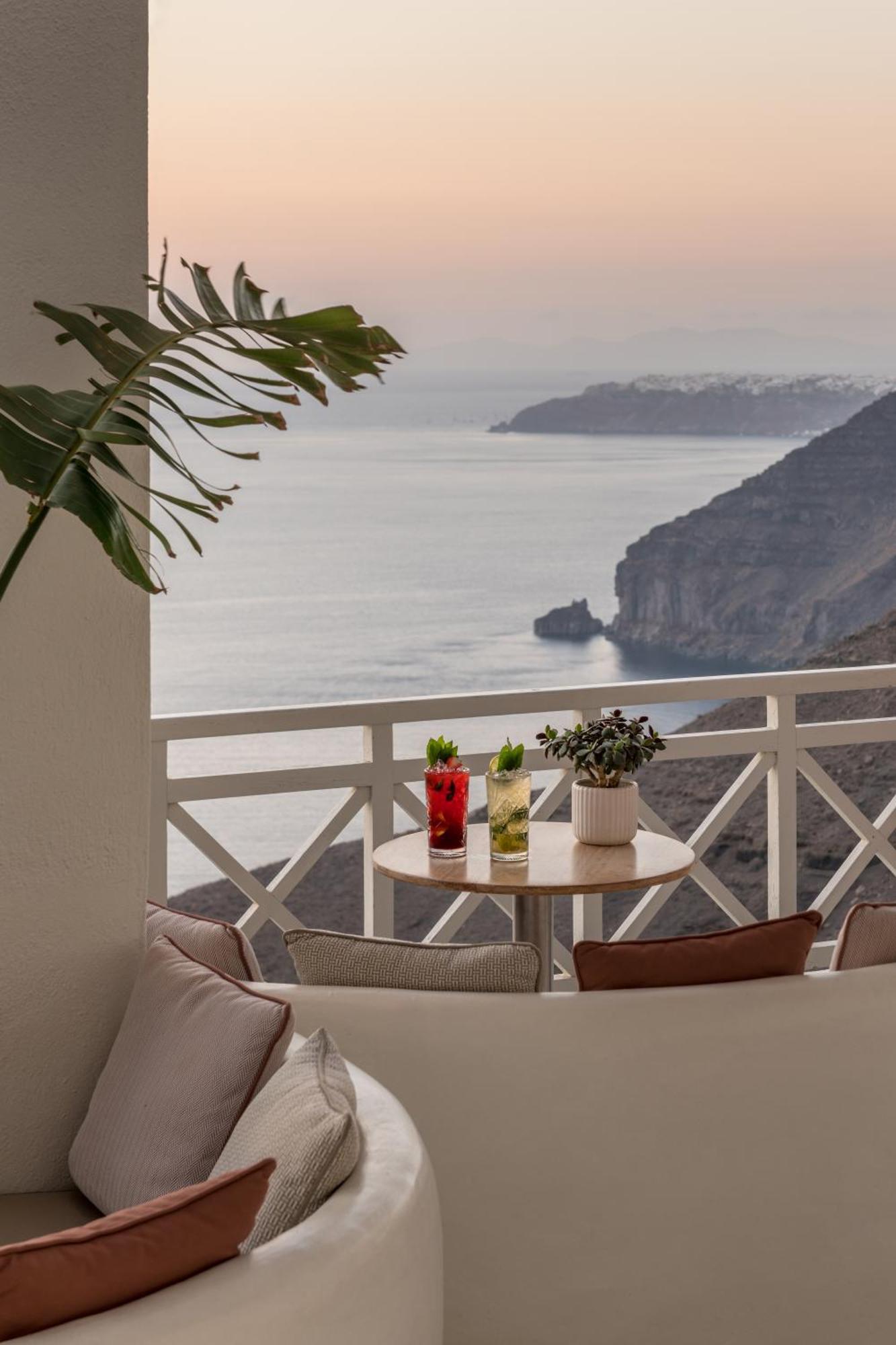 Aparthotel Enigma Fira (Santorini)