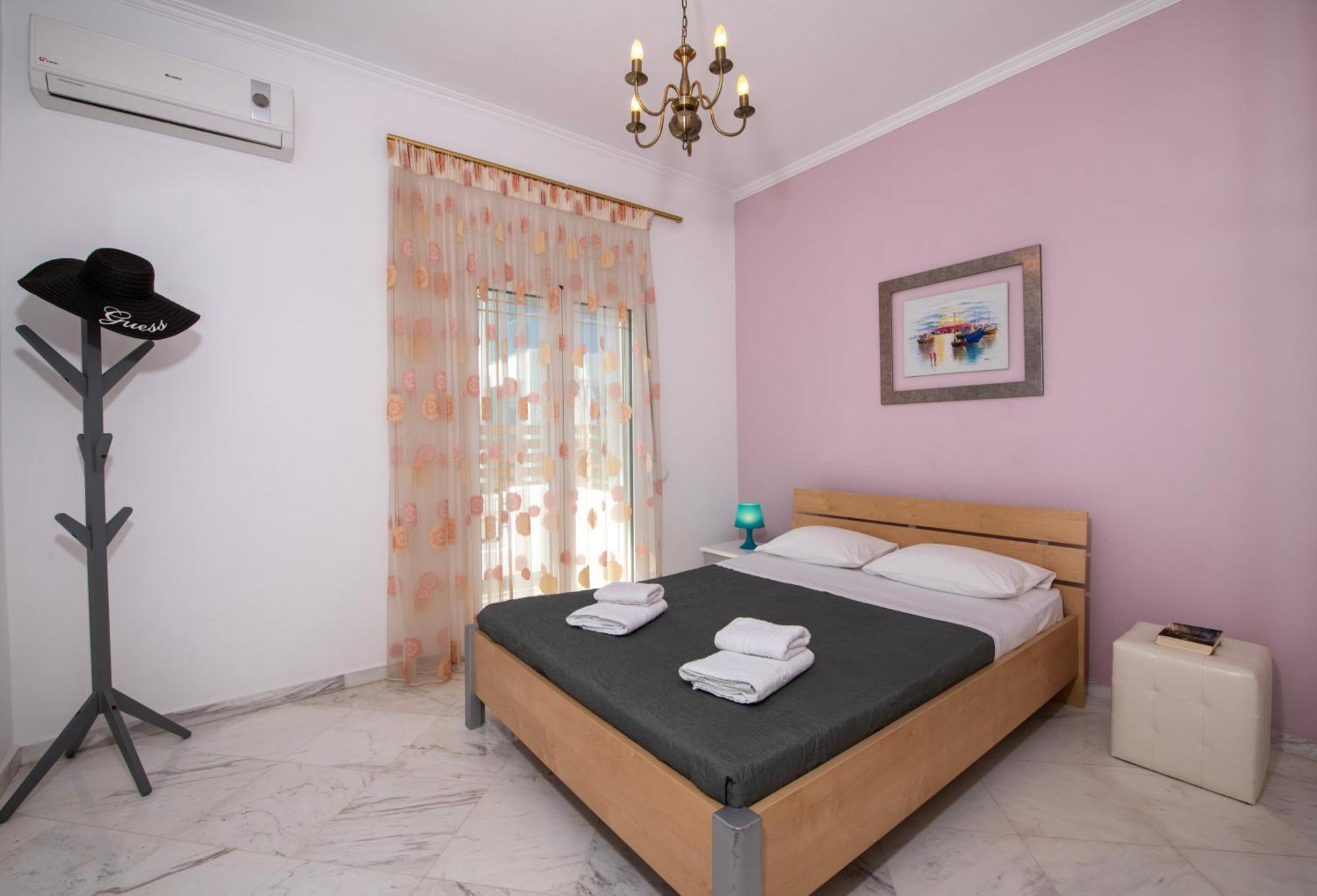 Eleni 100m From The Sea Holiday home