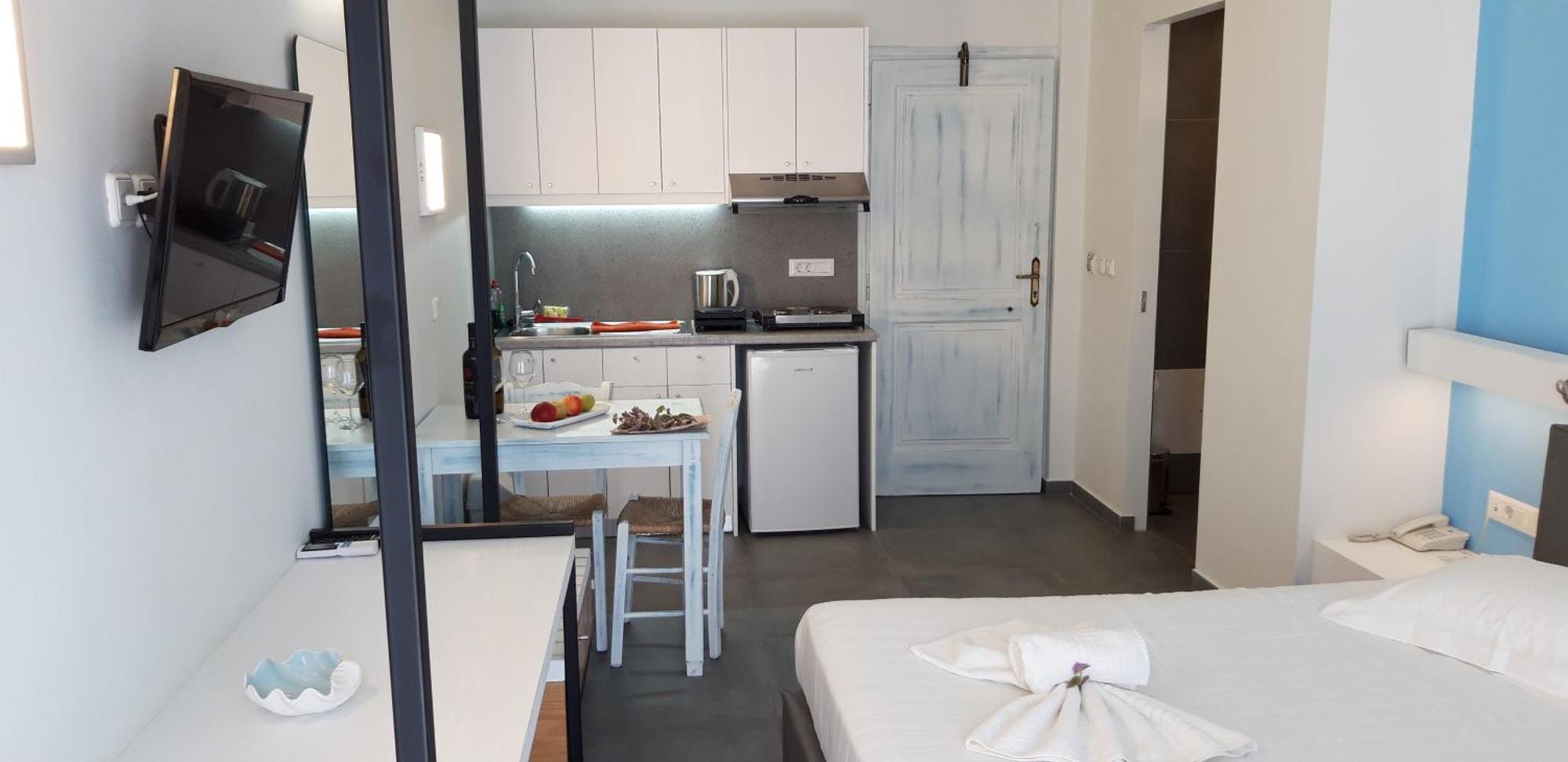 Niriides Aparthotel