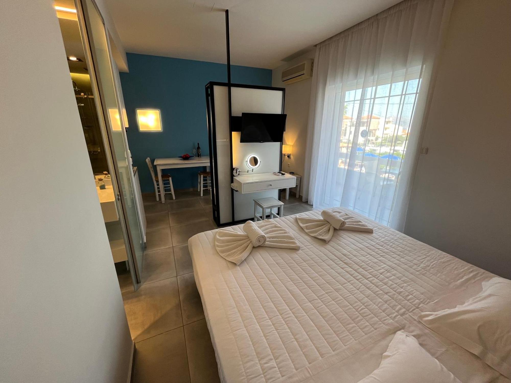 Niriides 3* Almyrida (Crete)