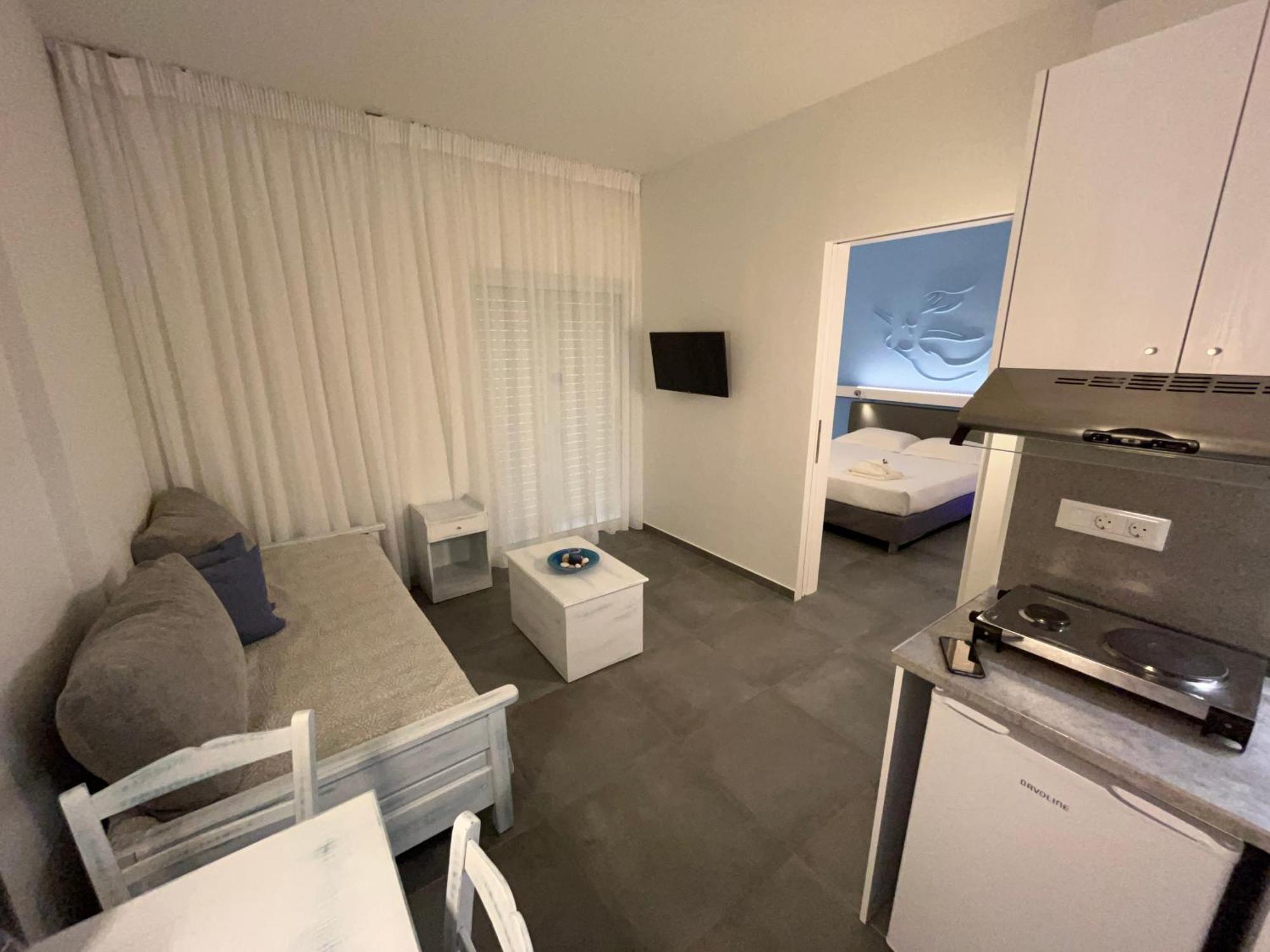 Aparthotel Niriides Almyrida (Crete)