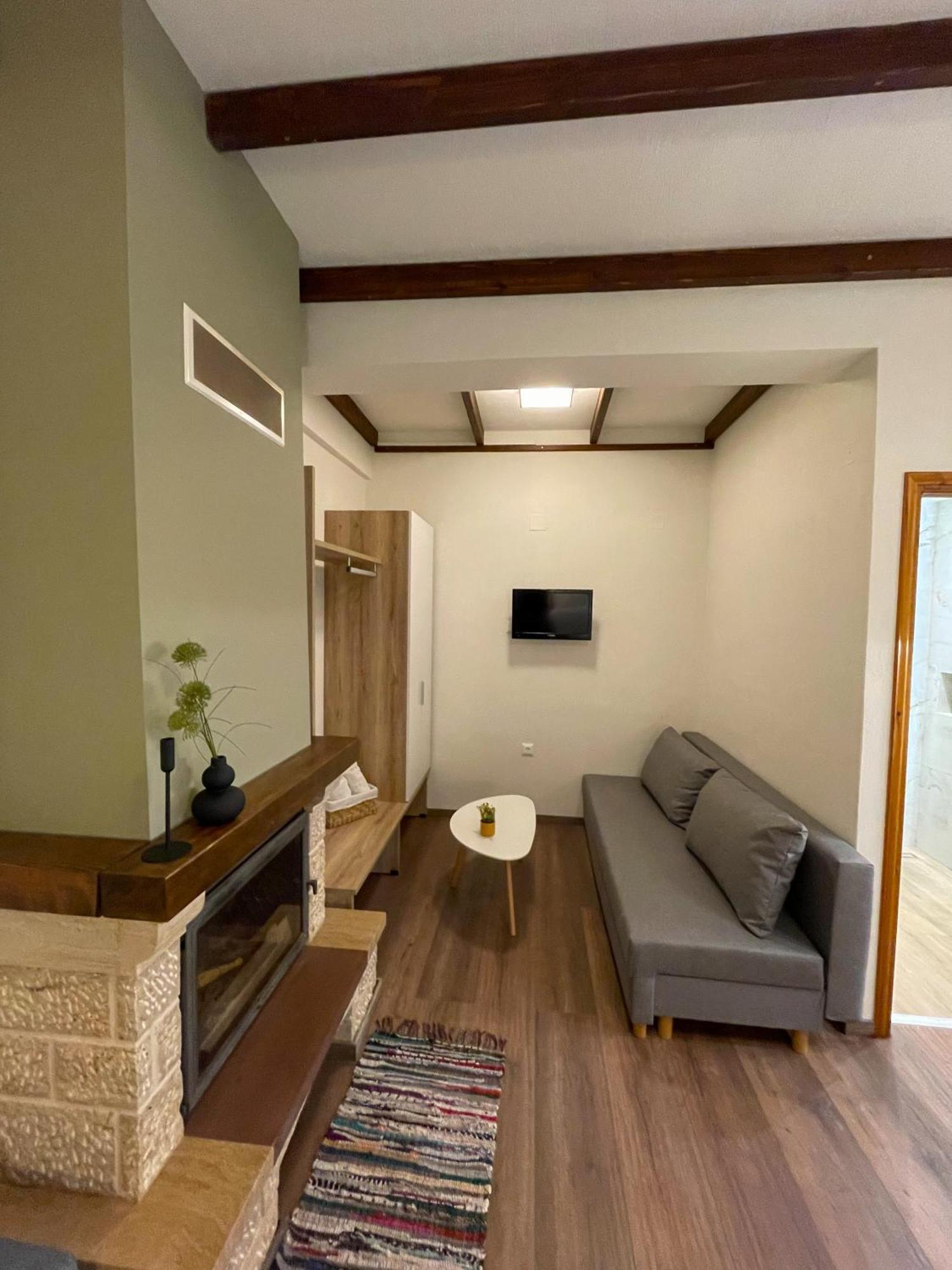Giataki Apartment