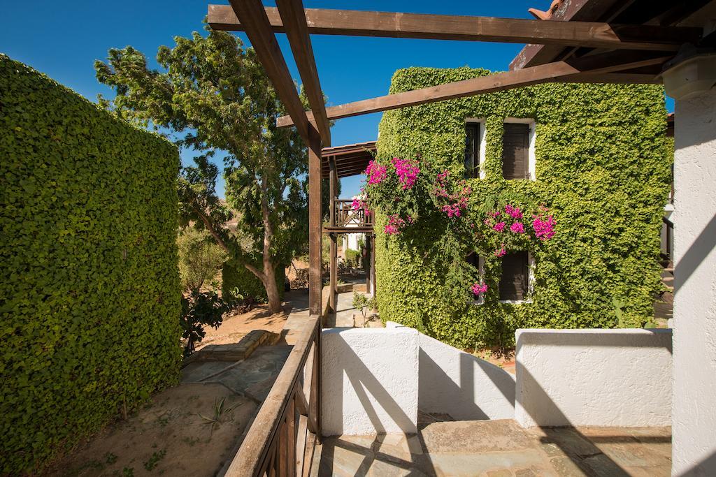 Ambelos Aparthotel