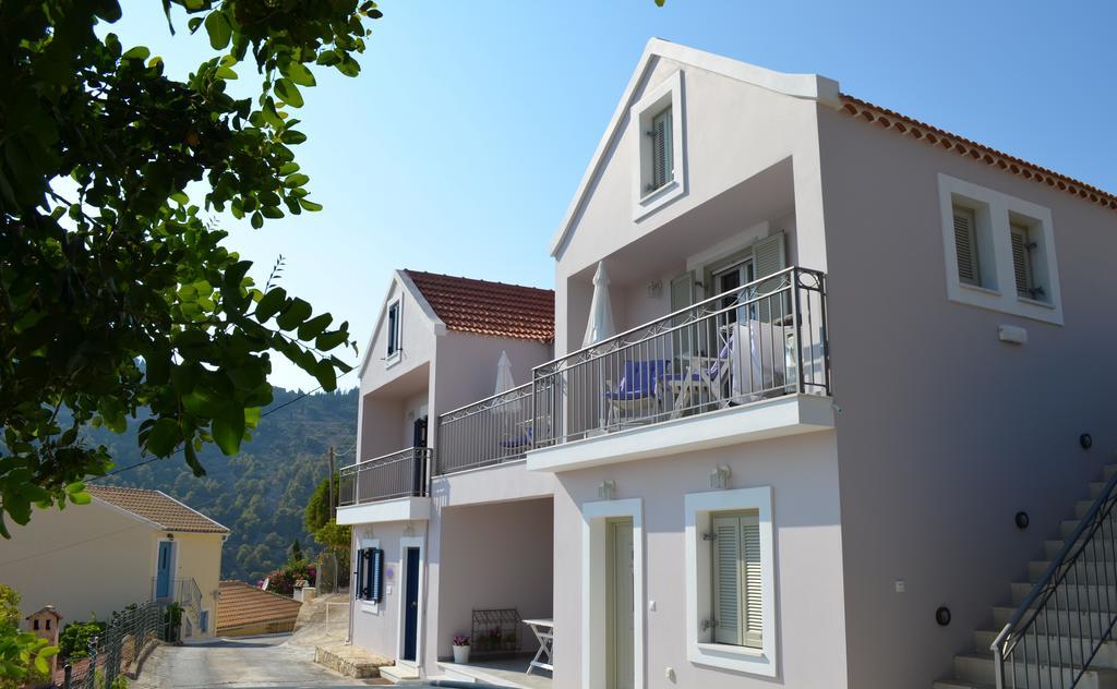 Romanza Guest house *