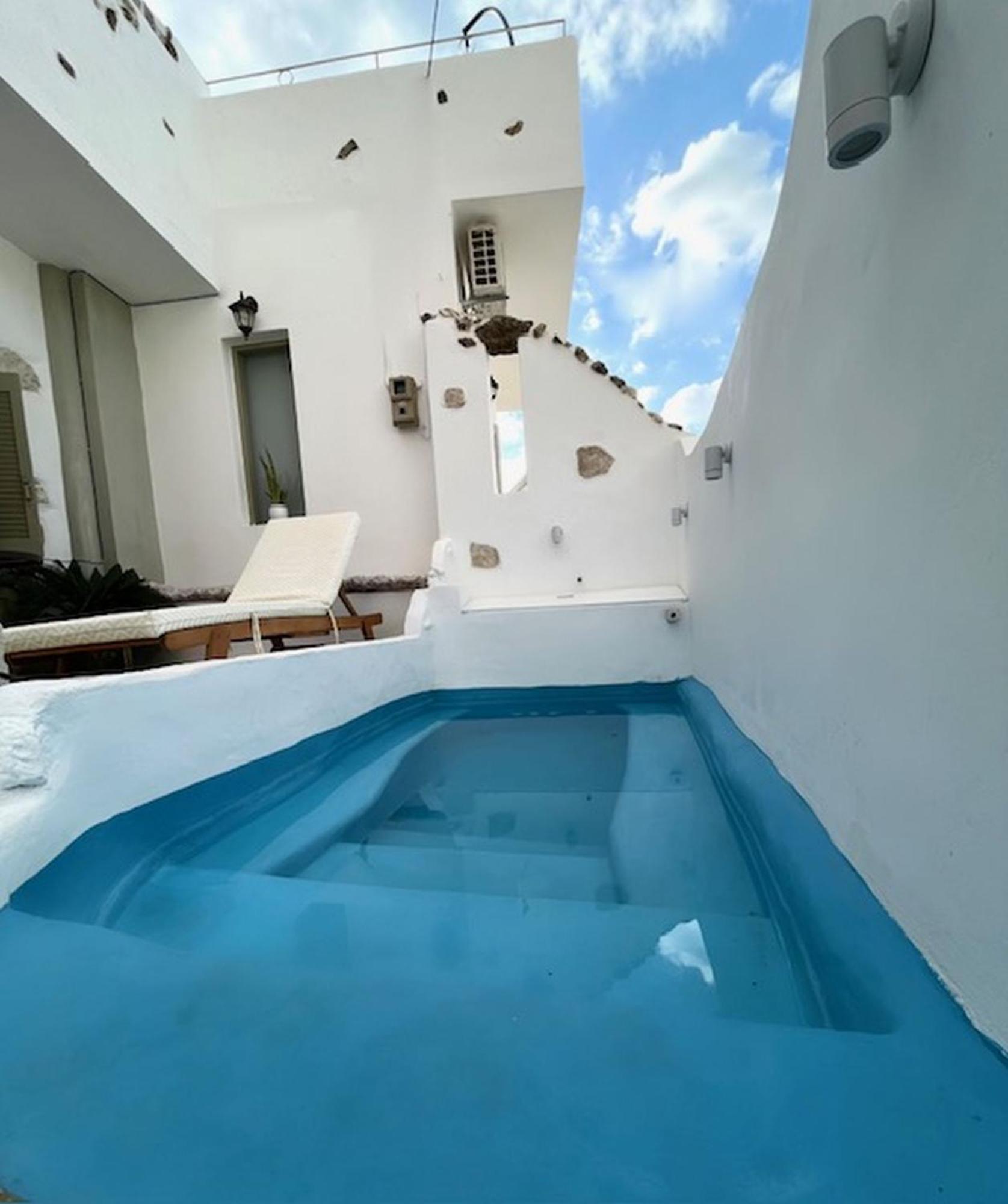 Sonia's Luxury With Jacuzzi * Kamilari