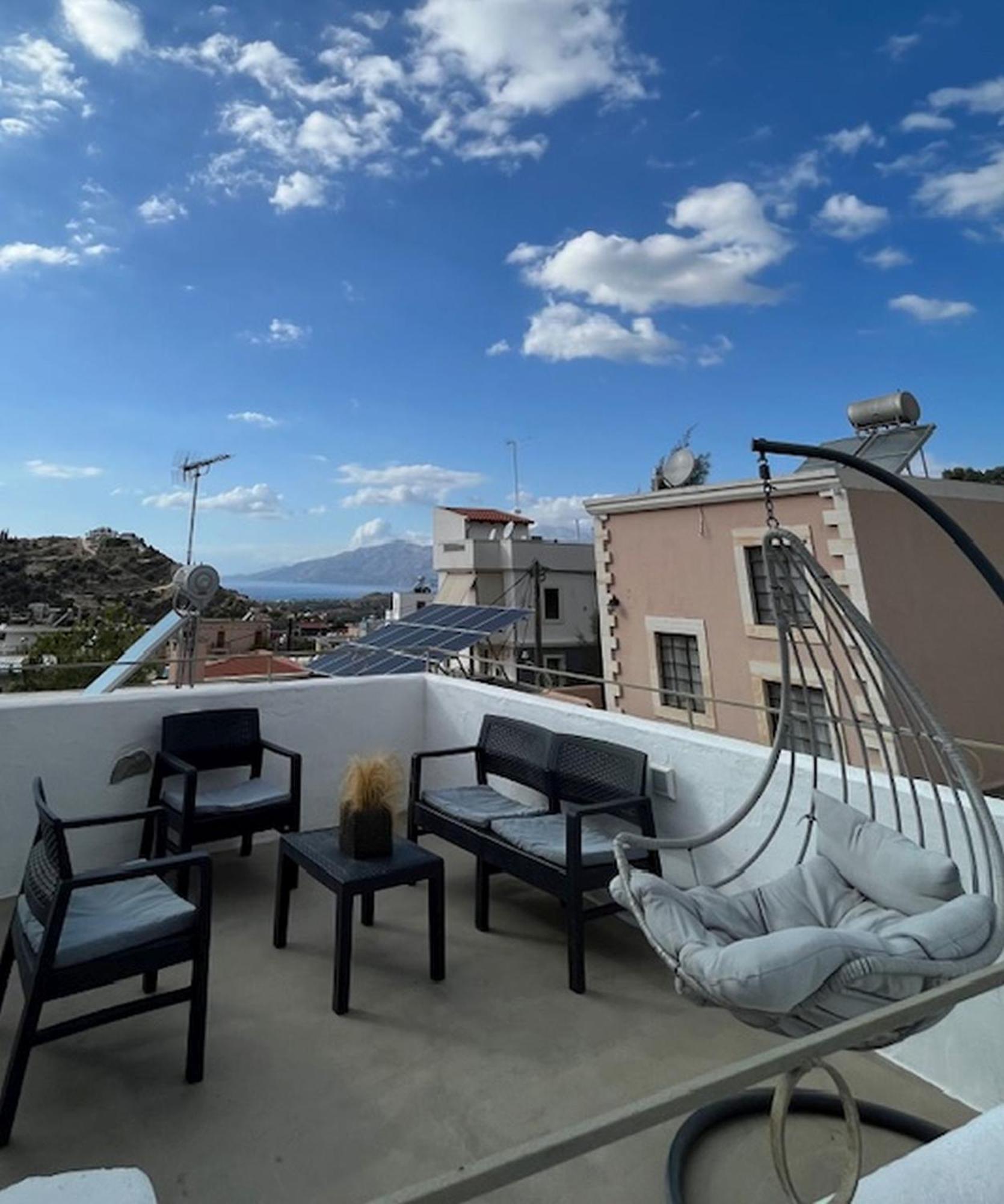 Sonia's Luxury With Jacuzzi Kamilari