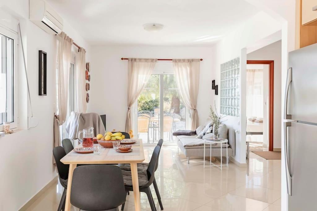 Katherina - Tsambika View * Archangelos (Rhodes)