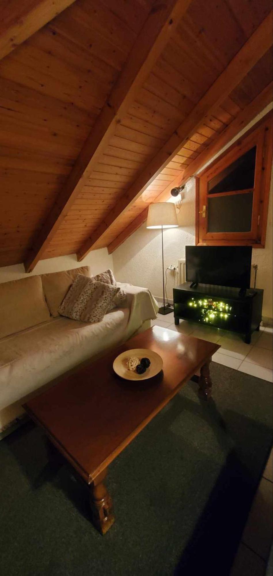 The Wooden Nest Apartment *