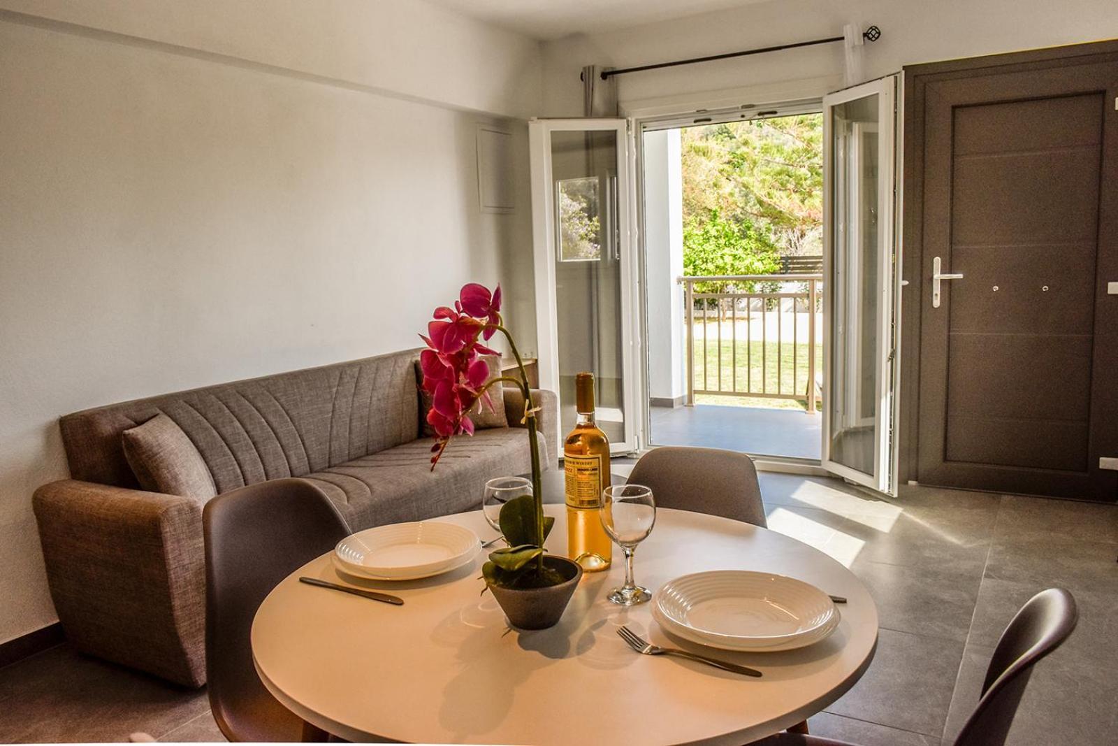 Apartment Ktima House