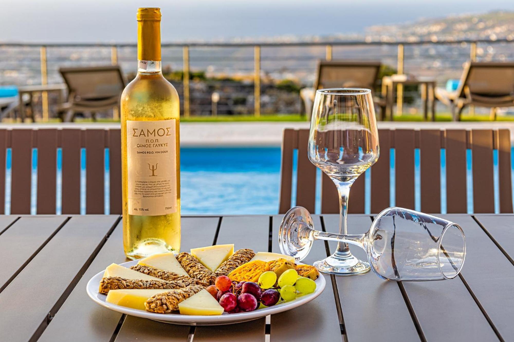 Villa Mari Chania, With Private Ecologic Pool And Amazing View! *