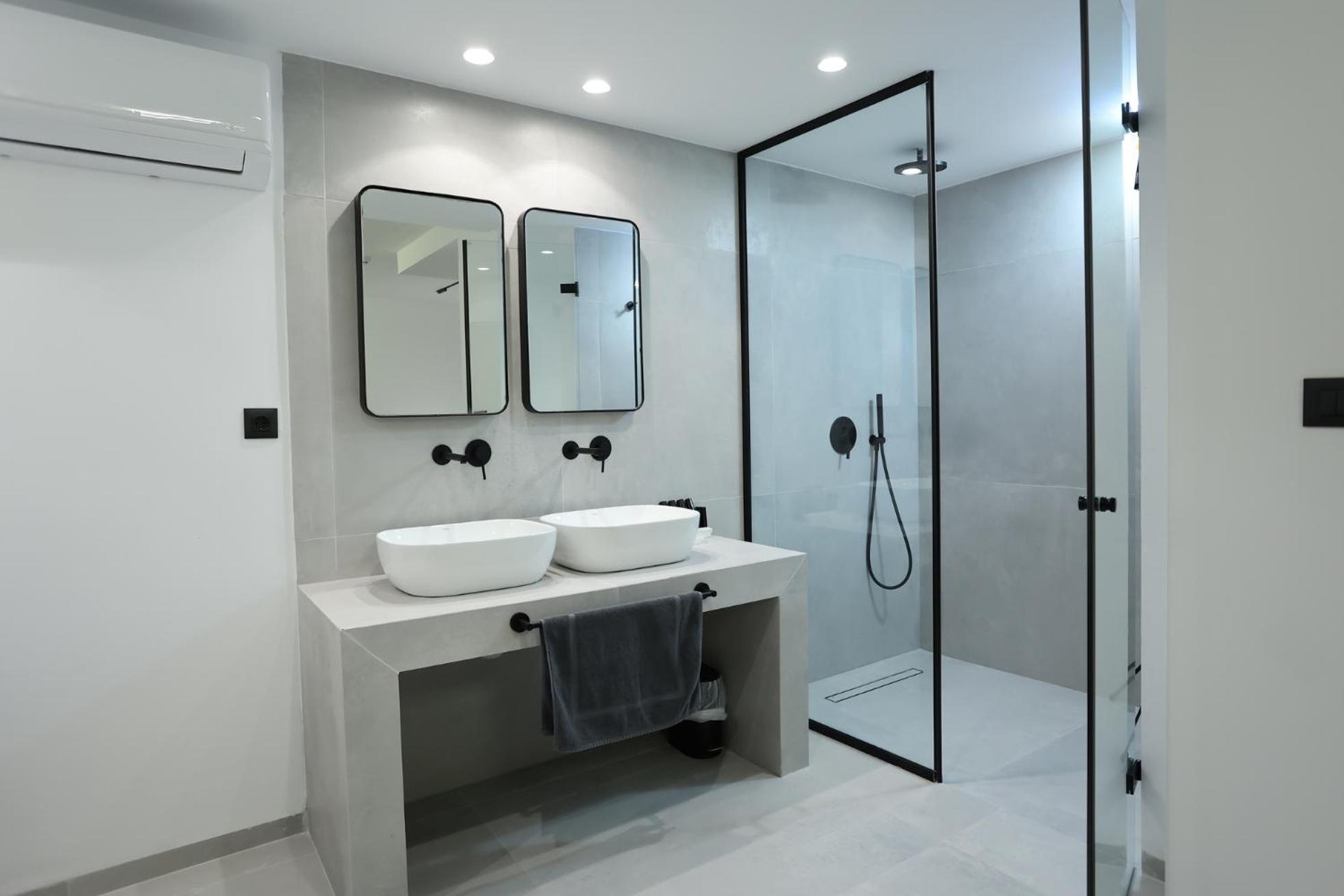 Hotel Yianna 2*