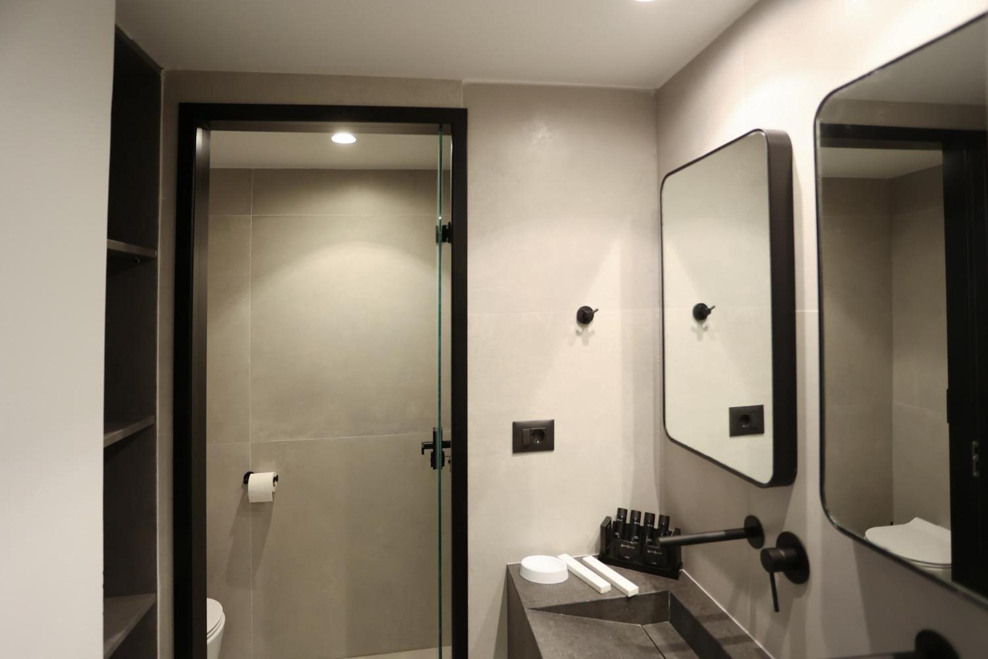 Hotel Yianna 2*